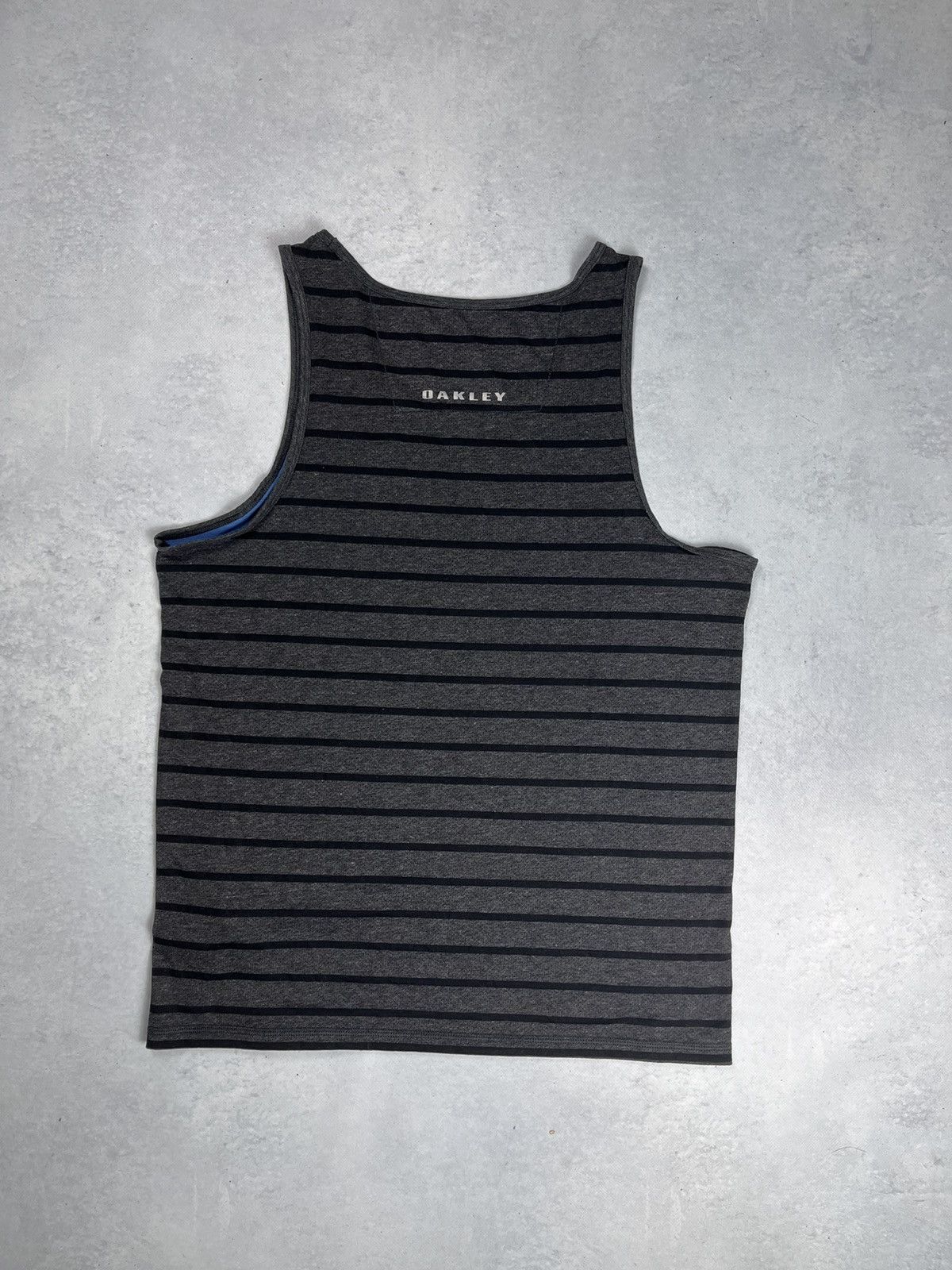 Oakley Y2K OAKLEY VINTAGE TANK TOP Size US M / EU 48-50 / 2 - 2 Thumbnail