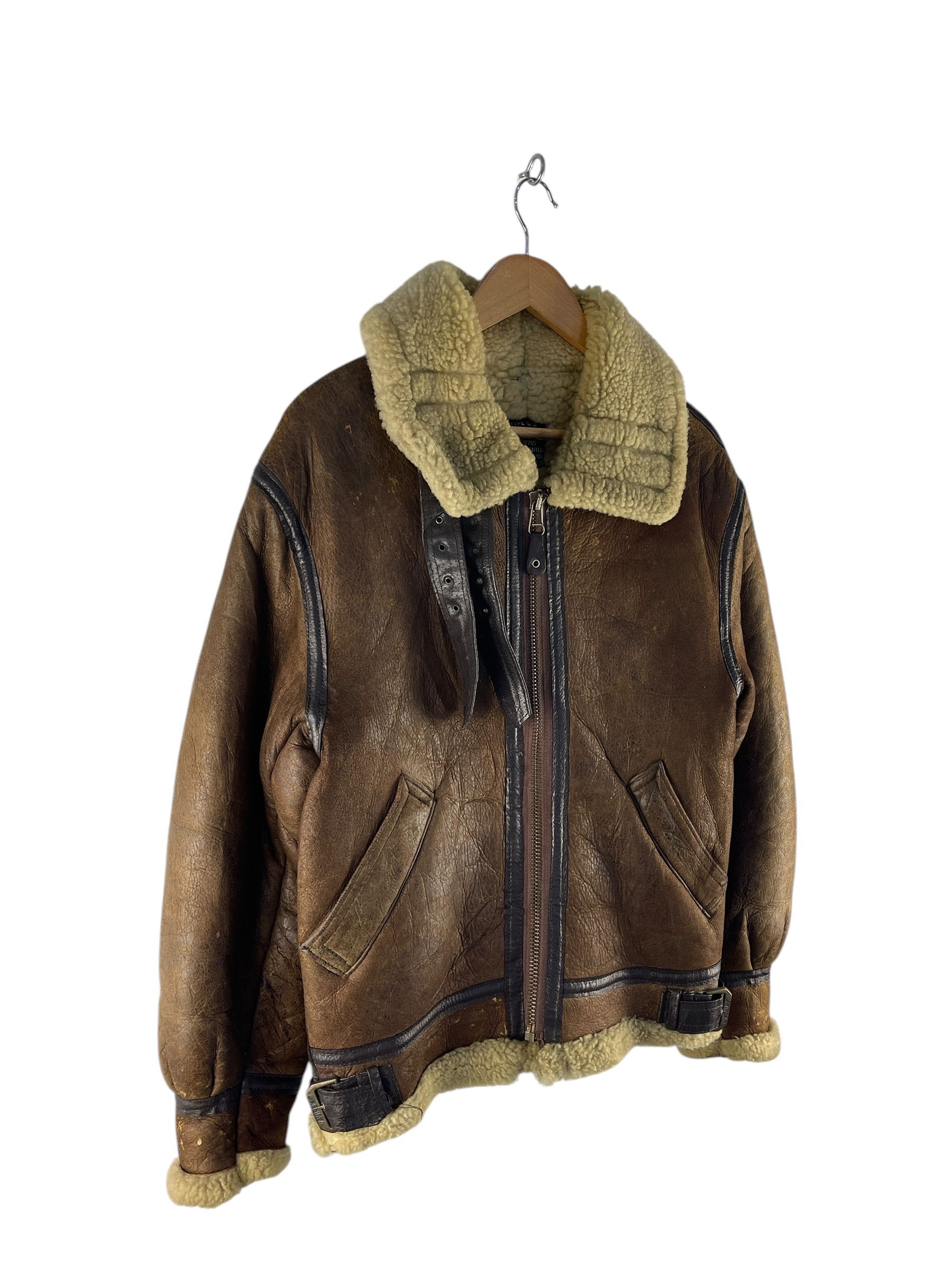Avirex Vintage Avirex B 3 U.S Army Air Force Sheepskin Jacket Size US S / EU 44-46 / 1 - 4 Thumbnail