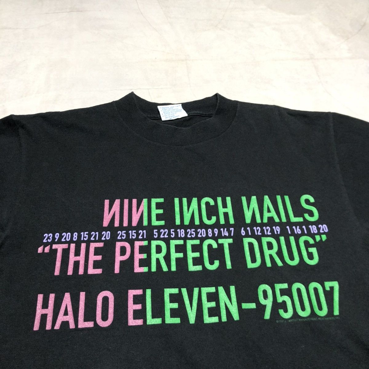Vintage vintage Nine Inch Nails My Perfect Drug Band Rock T shirt Size US L / EU 52-54 / 3 - 3 Thumbnail