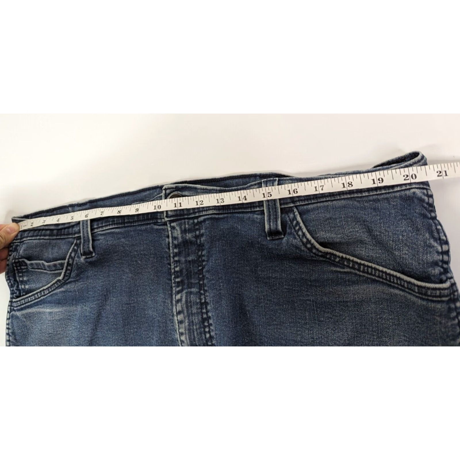 Levi's Levi's 569 Blue Denim Jean Shorts Stretch Rugged Work Wear Skater Men's Size 42 Size US 42 / EU 58 - 5 Thumbnail