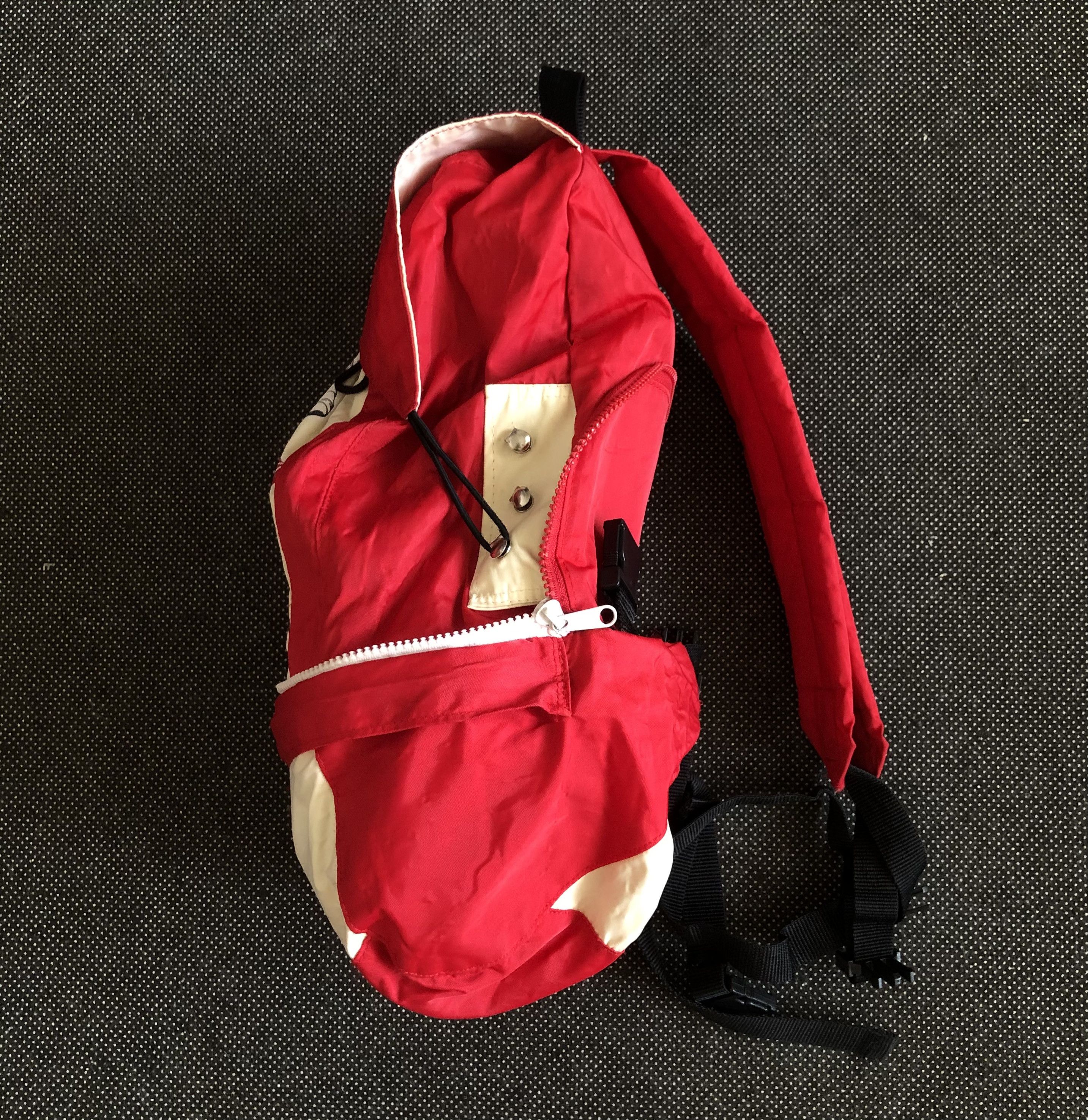 Hysteric Glamour RARE🔥VTG HYSTERIC TRANSFORMABLE 2 IN 1 BACKPACK/WAISTBAG Size ONE SIZE - 16 Thumbnail