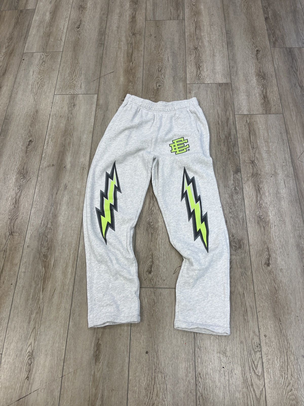 Eric Emanuel Eric emanuel lightning sweat lime bolt Size US 34 / EU 50 - 1 Thumbnail