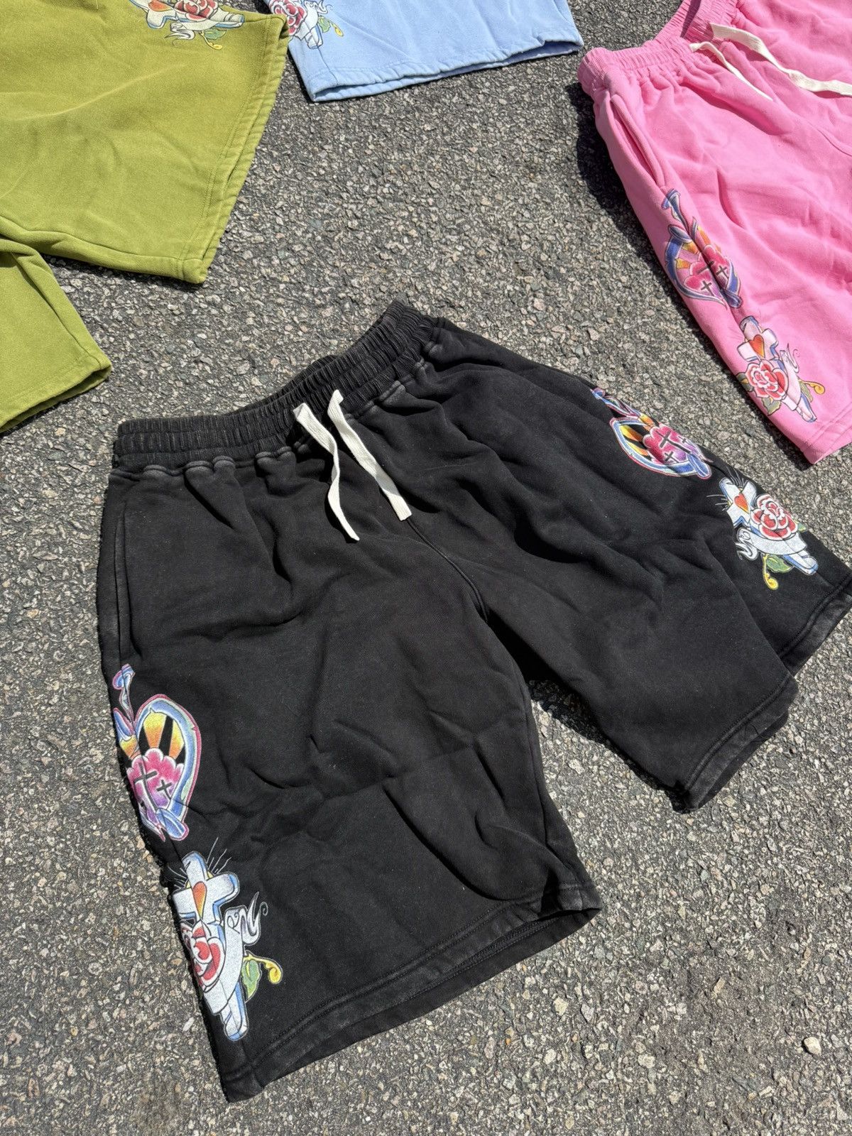 Other We Are Righteous Shorts Size XL Size US 36 / EU 52 - 1 Thumbnail