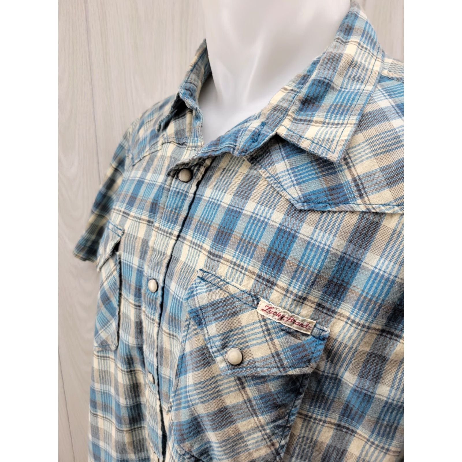 Lucky Brand Lucky Brand Mens Shirt XL Blue Tan Plaid Pearl Snap Western Short Sleeve Size US XL / EU 56 / 4 - 2 Thumbnail