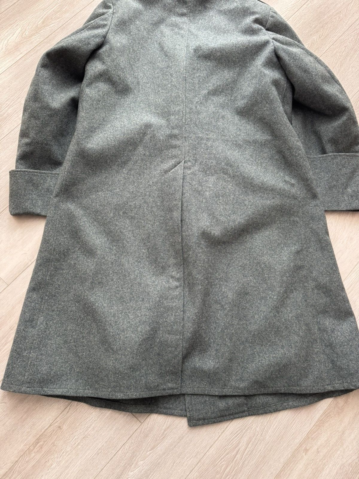 Vintage Vintage 1960s Swiss Army Wool Military Coat Officer Overcoat Size US M / EU 48-50 / 2 - 11 Thumbnail
