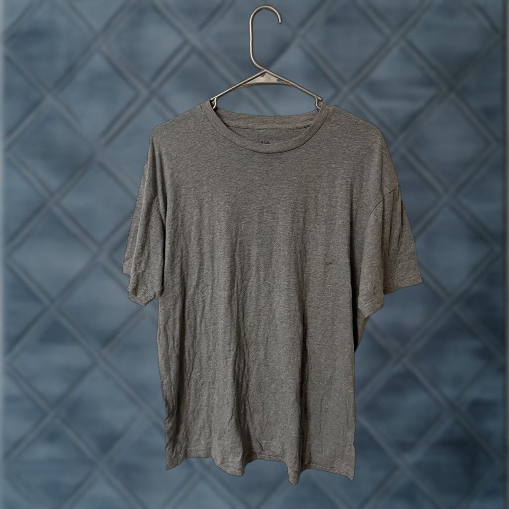 Vintage TRUE CLASSIC - Men's Short Sleeve T-Shirt - Size Large - GRAY Size US L / EU 52-54 / 3 - 1 Thumbnail