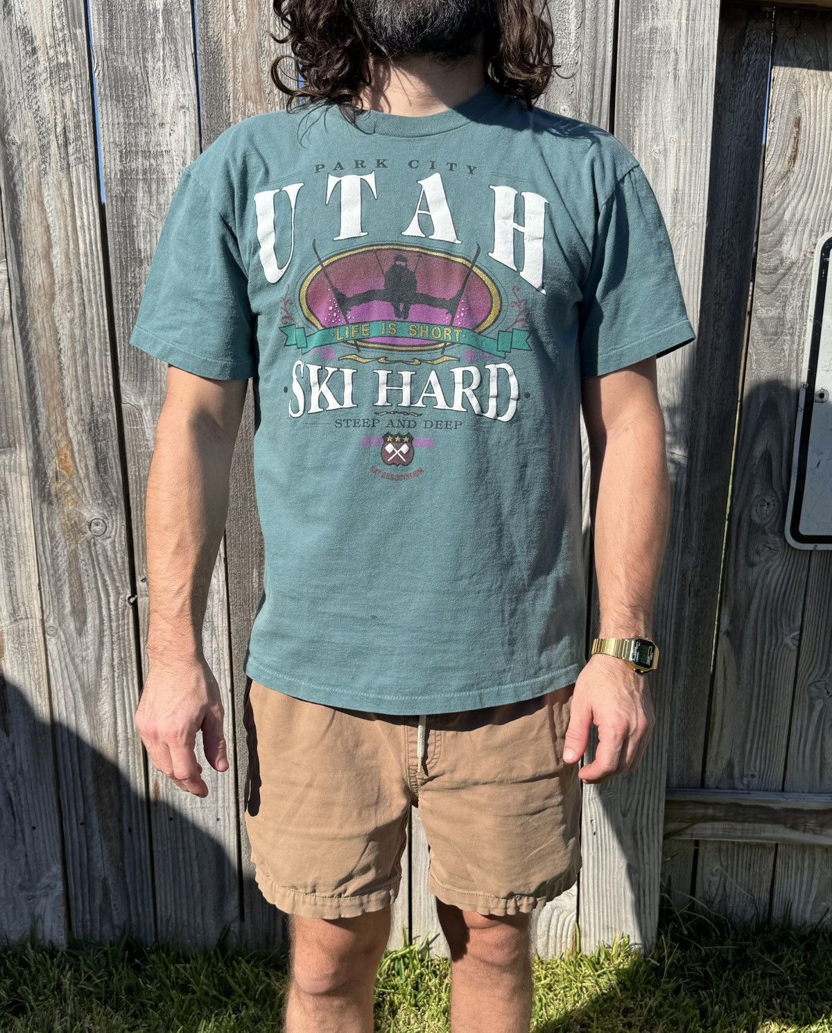 Vintage Vintage 90s Utah Skiing Shirt Funny Single Stitch Large Size US M / EU 48-50 / 2 - 1 Thumbnail