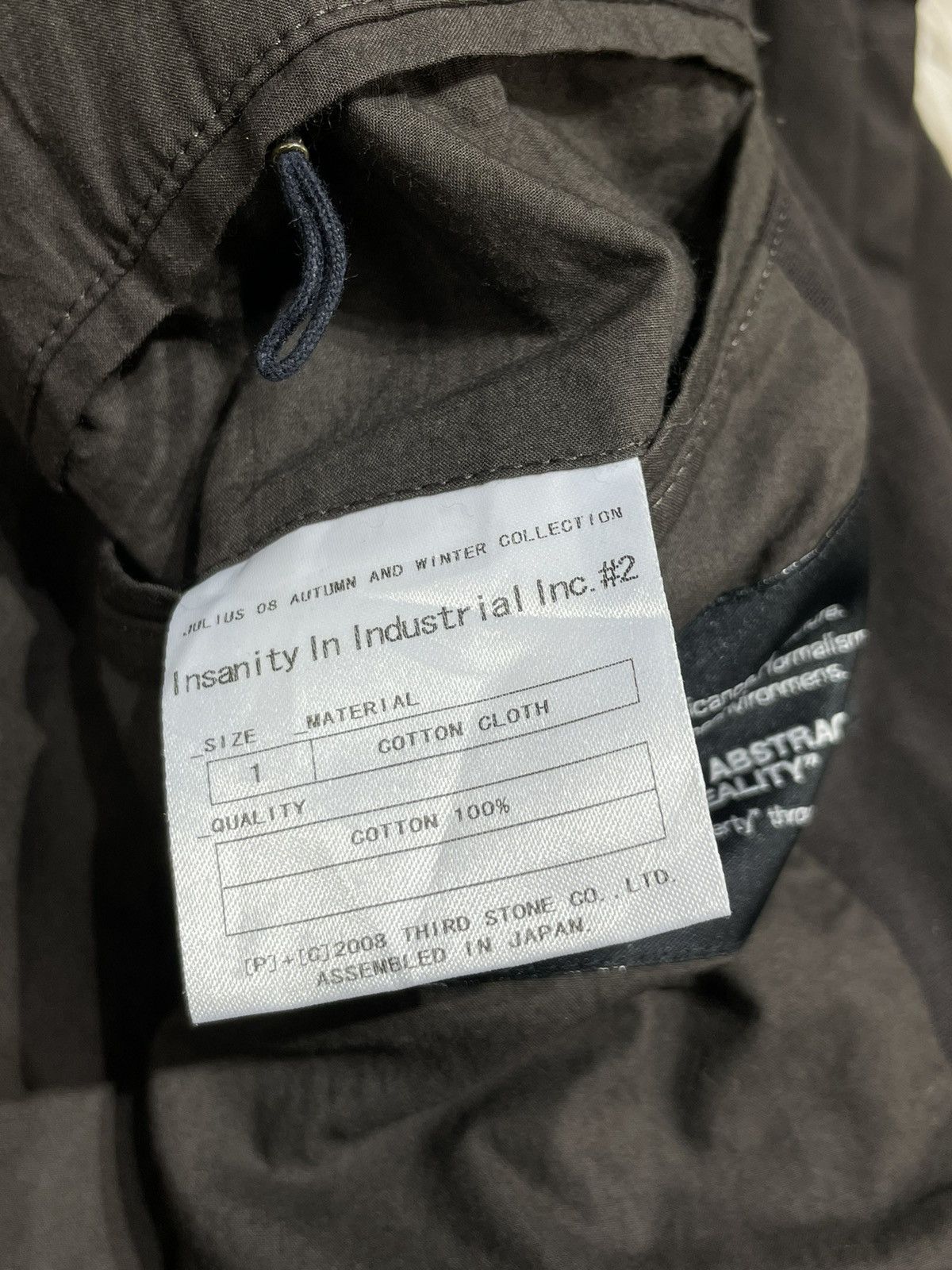 JULIUS 08 A/W Insanity in Industrial Size 1