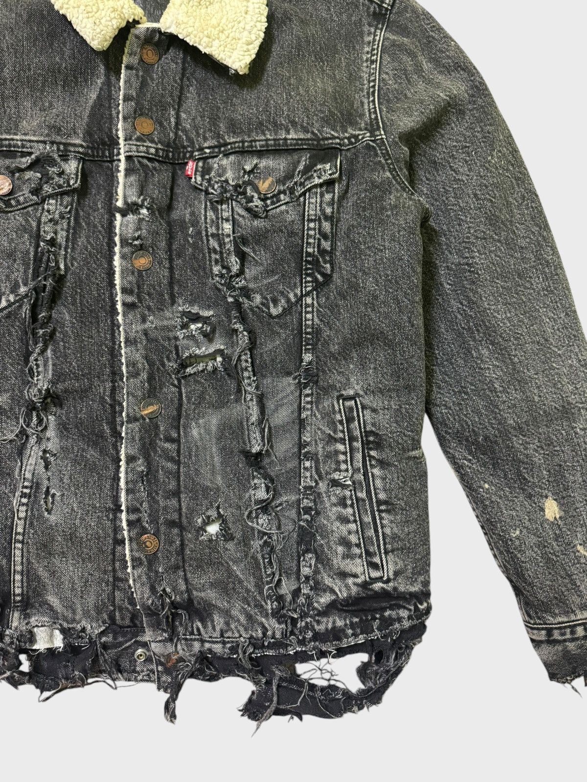 Levi's Levi's Distressed Denim Jacket Sherpa Jacket Size US M / EU 48-50 / 2 - 6 Thumbnail