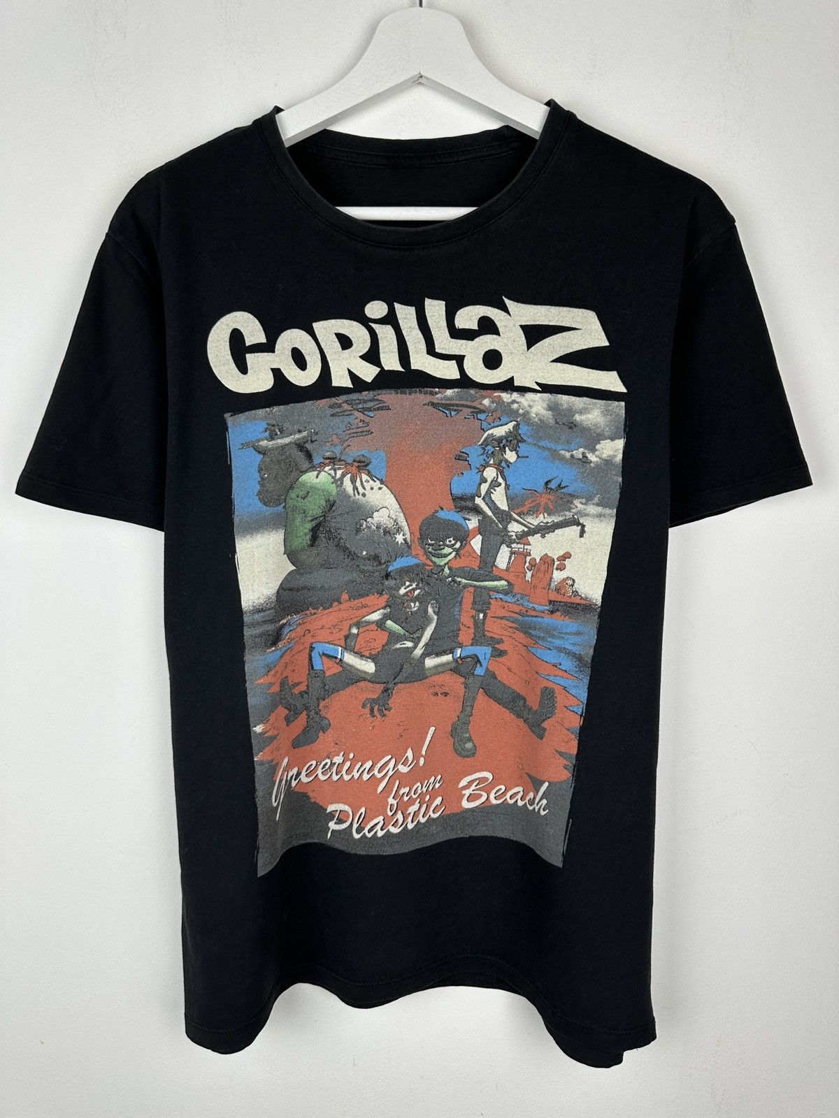 Band Tees Gorillaz Greetings From Plastic Beach Graphic T Shirt Tee Size US M / EU 48-50 / 2 - 1 Thumbnail