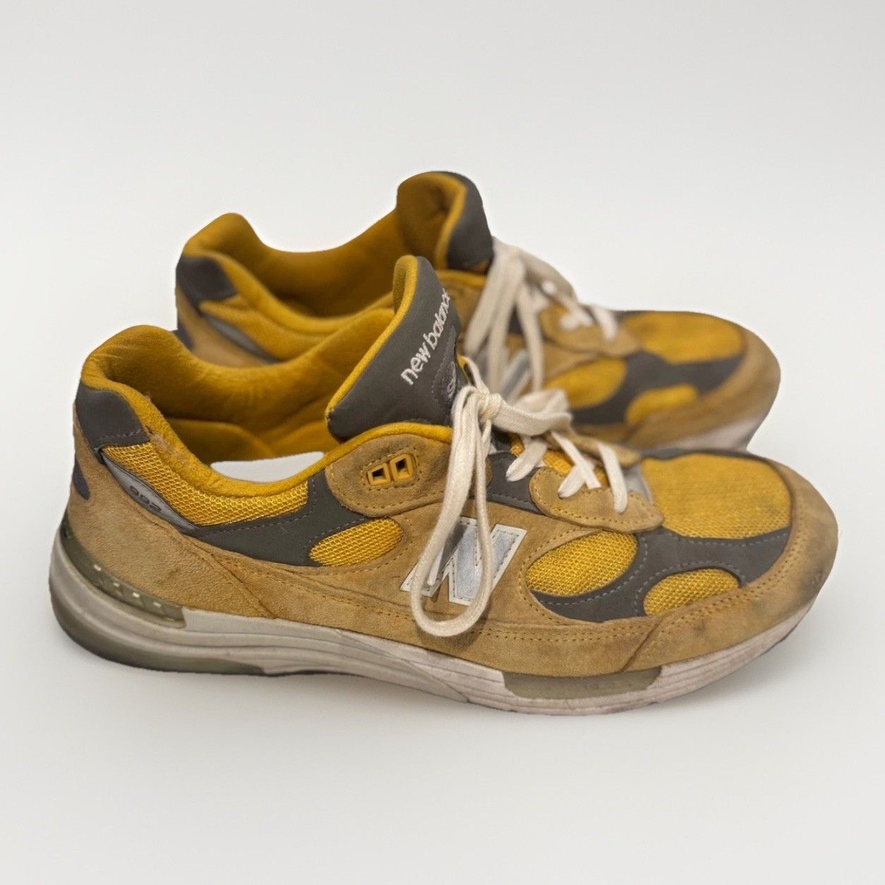 New Balance New Balance 992 “Gold Cream” Yellow Made In USA Size US 11.5 Size US 11.5 / EU 44-45 - 2 Thumbnail