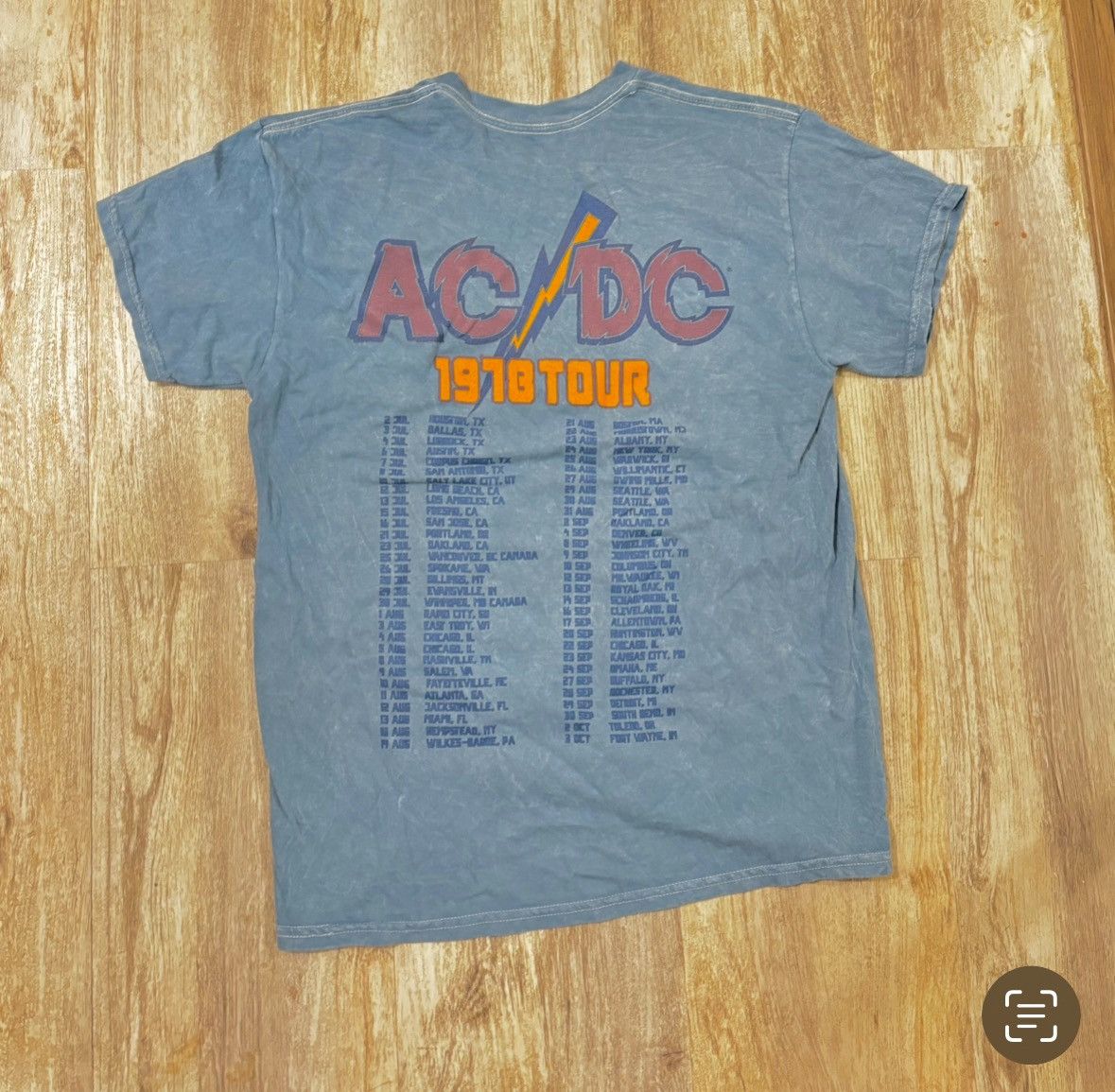 Band Tees × Vintage Vintage AC/DC 1978 tour Tee M Size US M / EU 48-50 / 2 - 2 Thumbnail