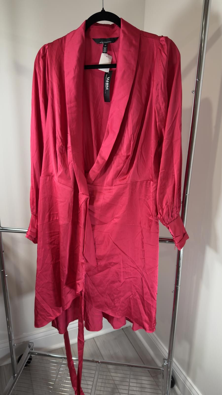 Designer Chic Pink Satin Wrap Dress by White House Black Market Size XL / US 12-14 / IT 48-50 - 1 Thumbnail