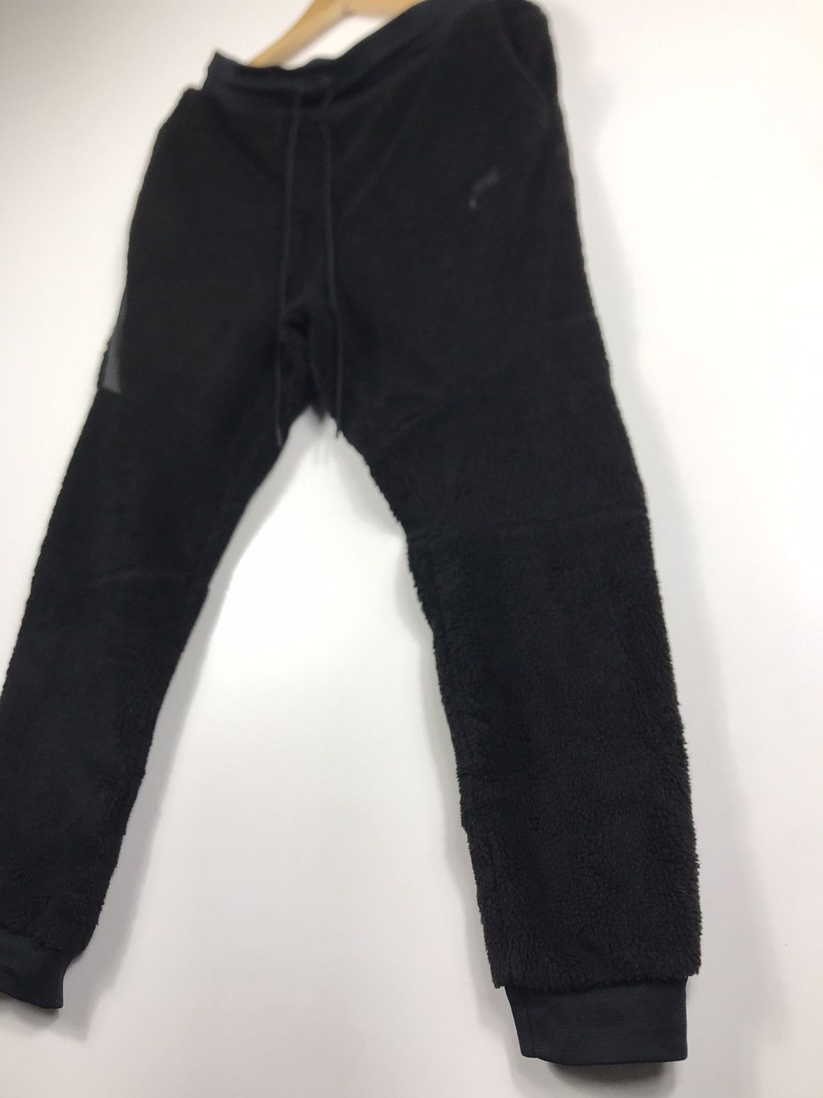 Nike 🔥Nike Embroidered Sherpa Fleece Zipper Sweatpants Size US 33 - 3 Thumbnail