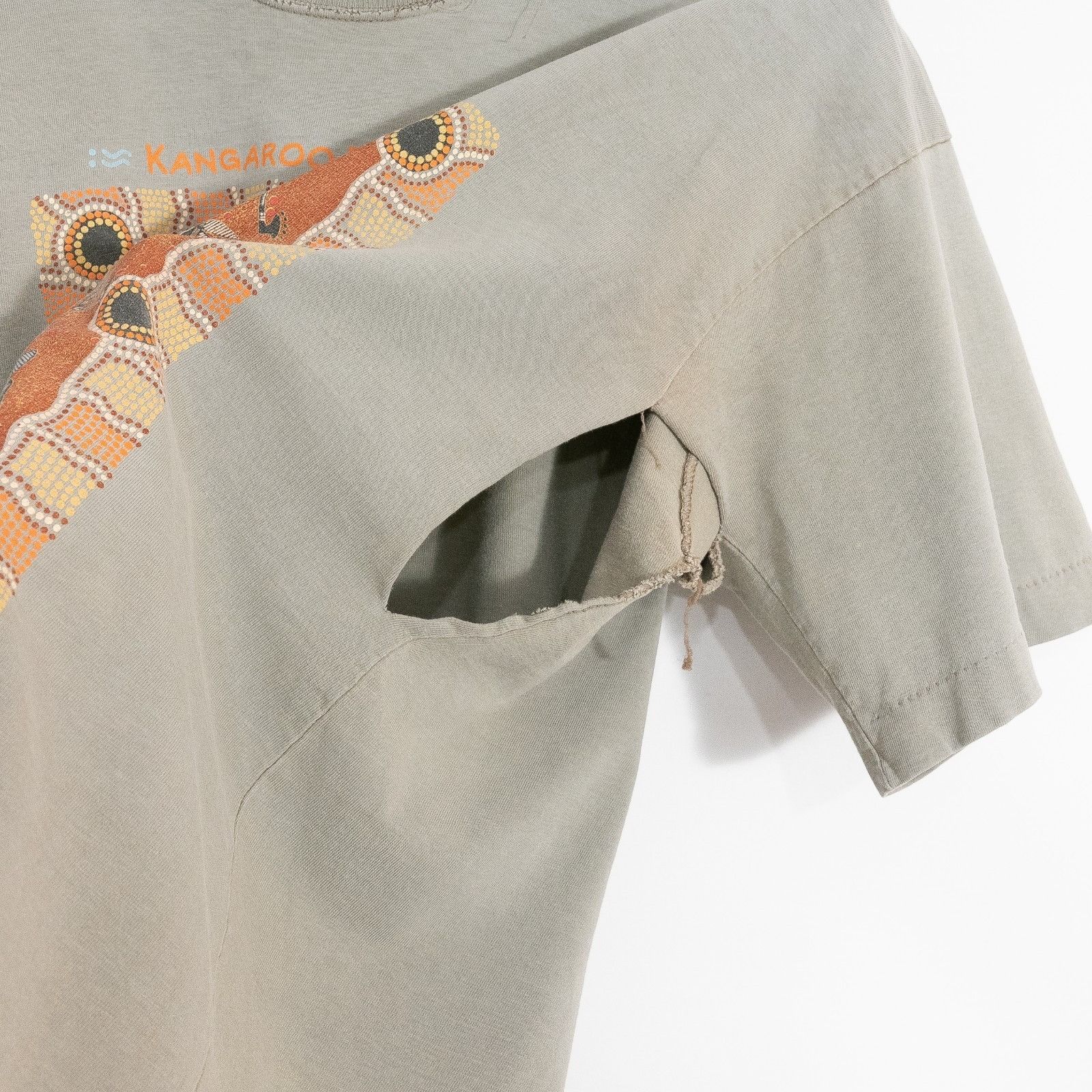 Vintage Vintage 90s Australian Aboriginal Art Tee L - Single Stitch Size US L / EU 52-54 / 3 - 7 Thumbnail