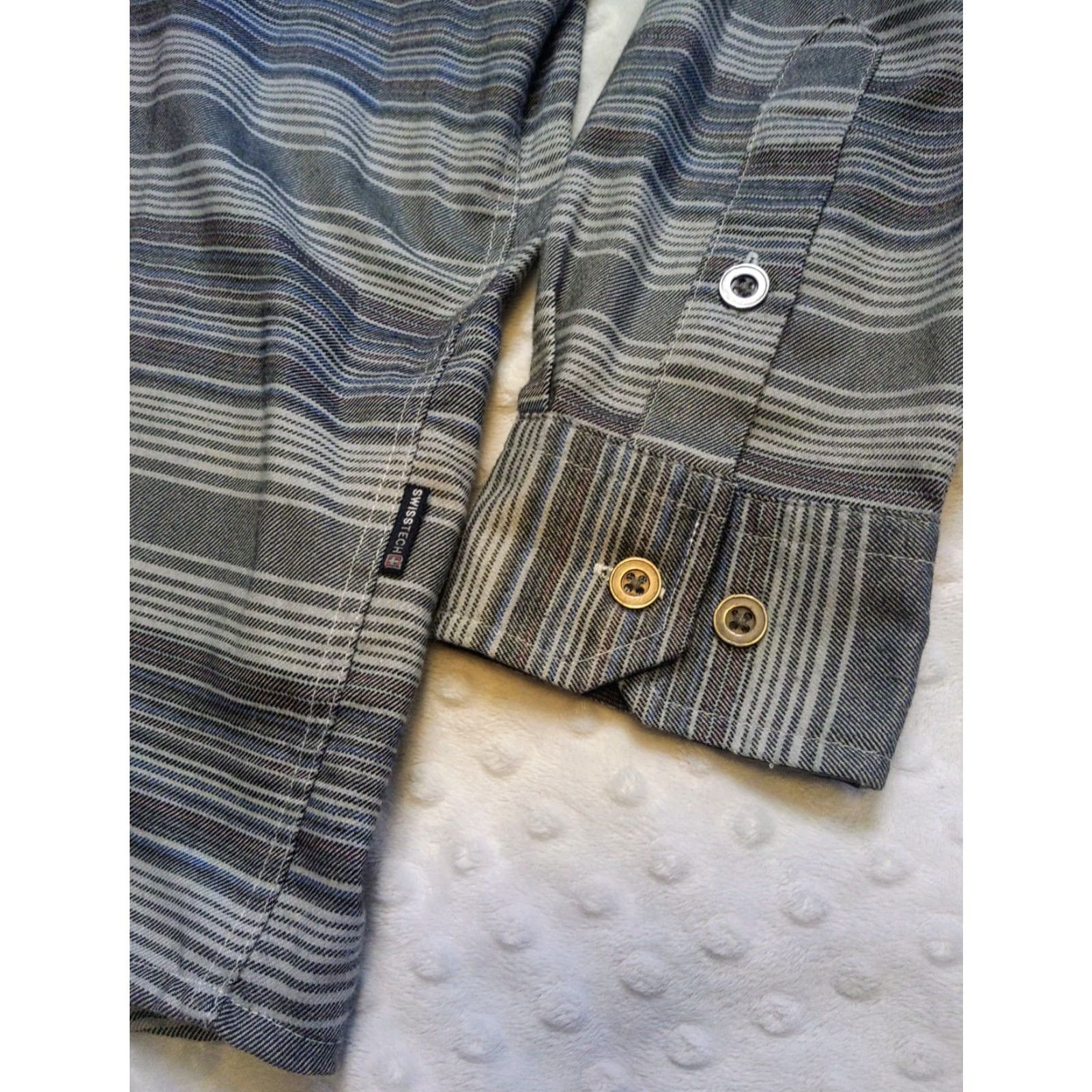 Vintage Swiss Tech Mens Shirt Button-Up Long Sleeve Gray Striped Large 42-44 Casual All Seasons Pockets 2 Chest Pockets Regular Fit Mens Size US L / EU 52-54 / 3 - 5 Thumbnail