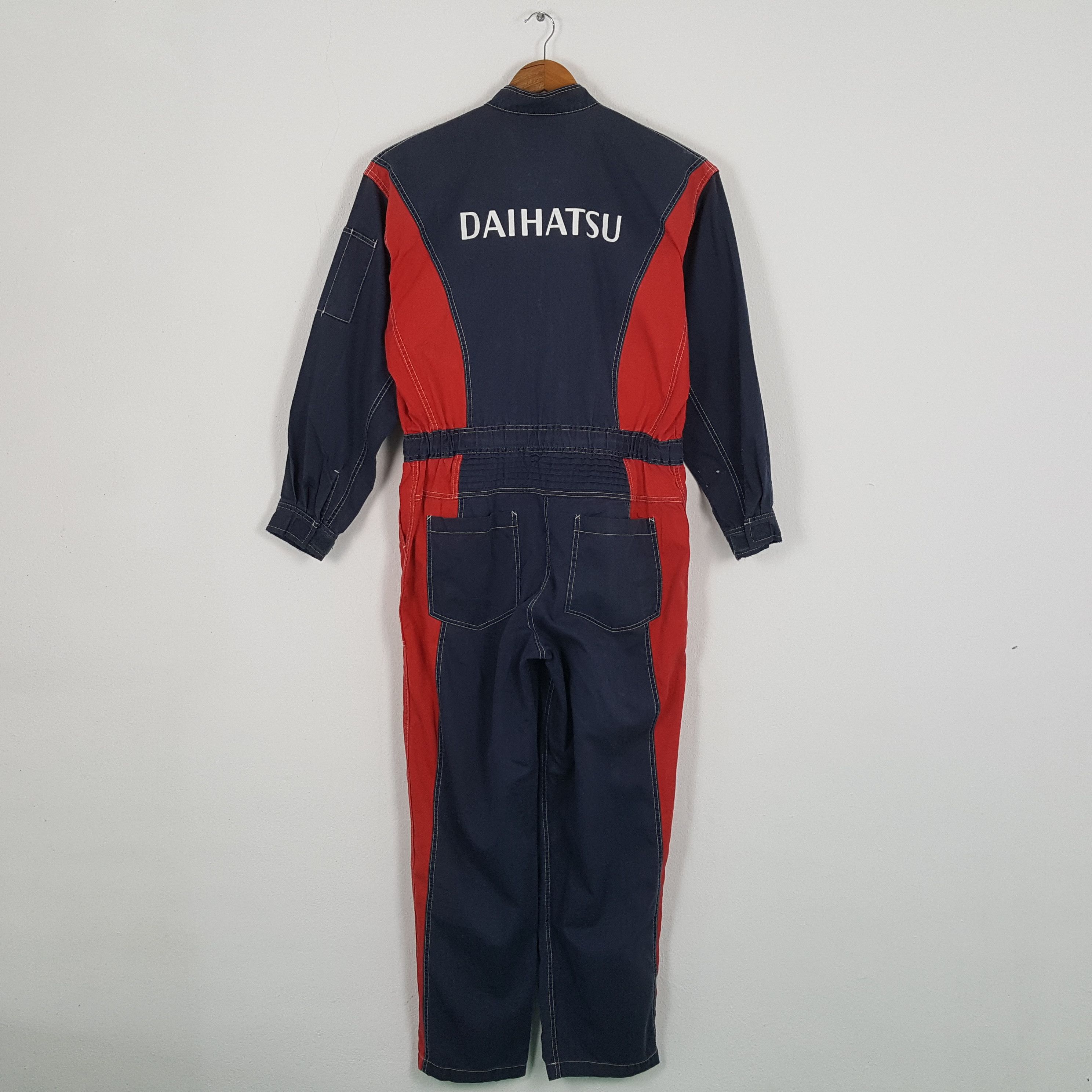 Japanese Brand Vintage DAIHATSU Japan Motorsports Staff Coverall Jacket Size US XL / EU 56 / 4 - 1 Thumbnail