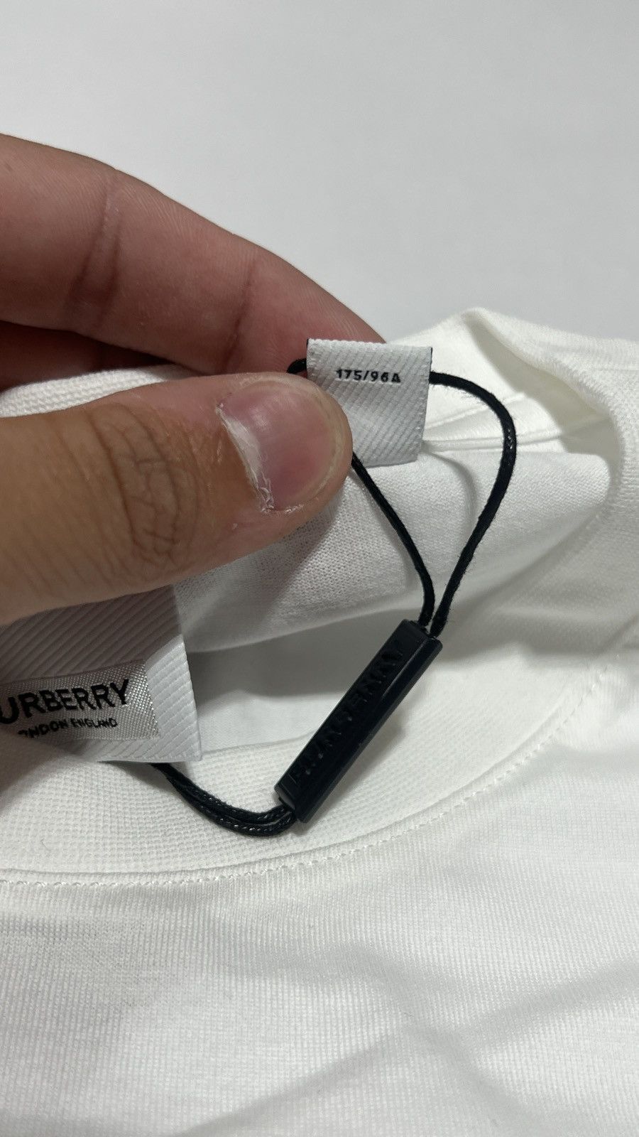 Burberry Burberry Classic Front Logo White Tee Size US L / EU 52-54 / 3 - 5 Thumbnail