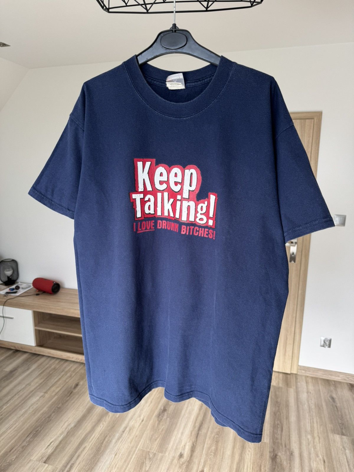 Vintage Vintage "I love drunk Bitches" Funny Humor y2k tees navy Size US L / EU 52-54 / 3 - 11 Thumbnail