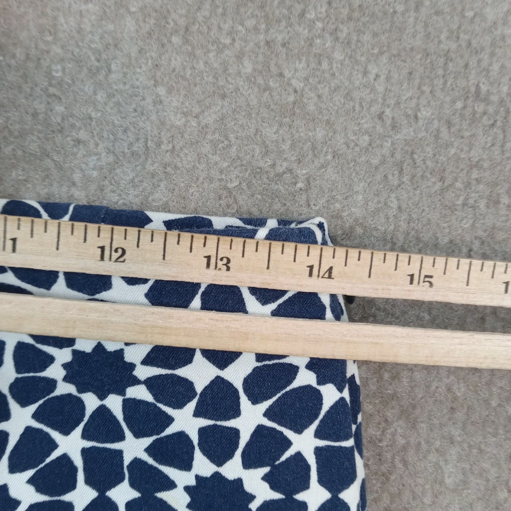 Talbots Talbots Blue White Pants Womens Petite Size 4 Chatham Crop Straight Leg Stretch Size 27" / US 4 / IT 40 - 5 Thumbnail