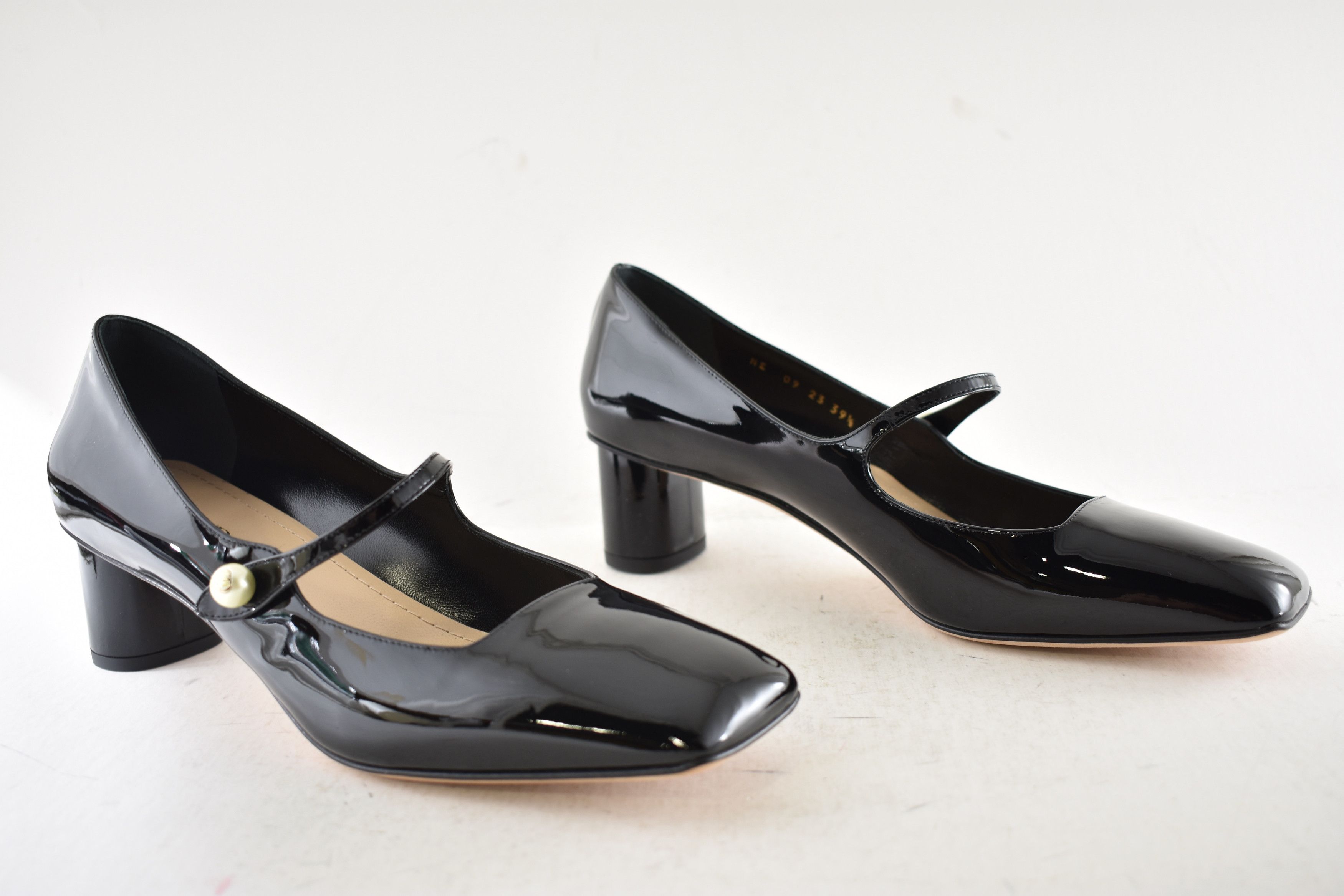 Dior Dior Jolie Patent Maryjane Pearl Strap Heel Pump 39.5 Size US 9.5 / IT 39.5 - 4 Thumbnail