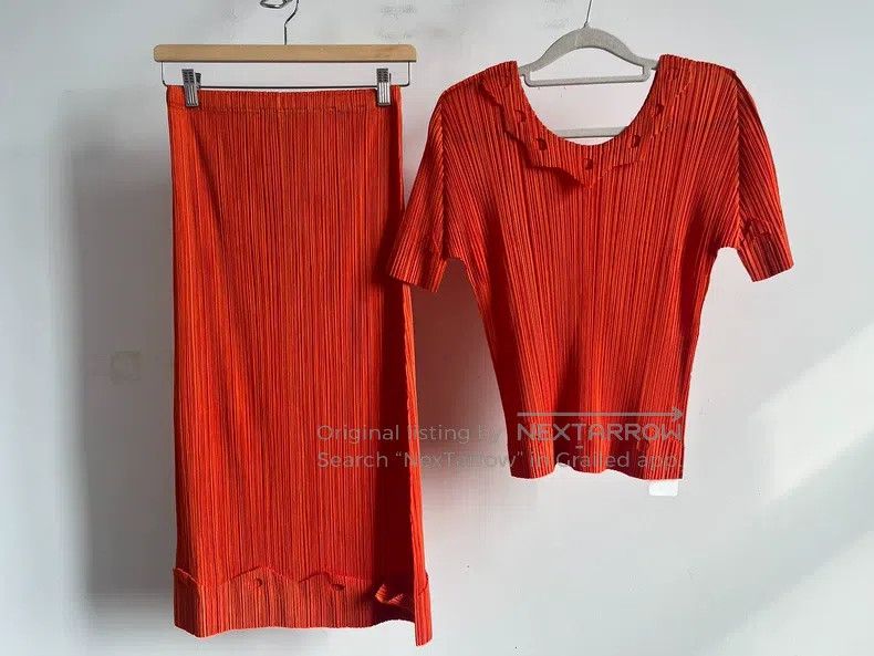 Issey Miyake Red Short Sleeve