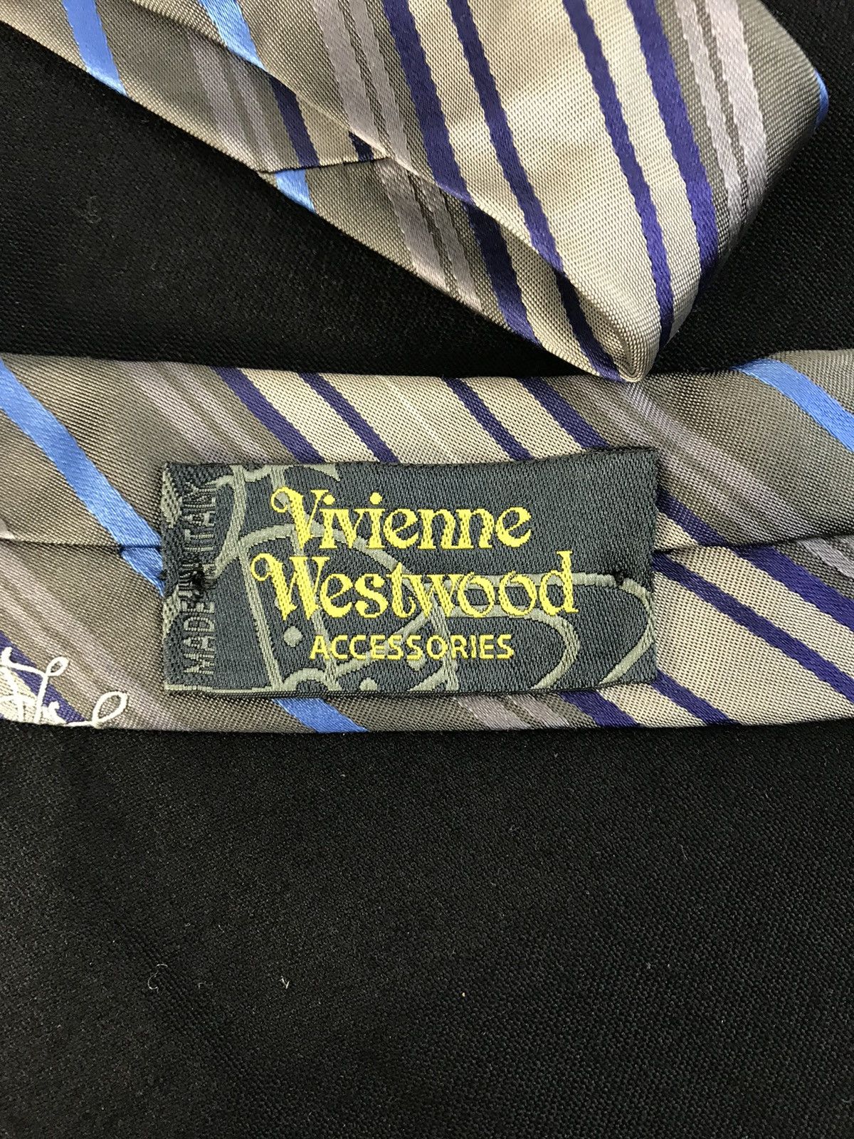 Designer × Vivienne Westwood Hype Vivienne Westwood Luxury Neck Tie Striped Design Size ONE SIZE - 4 Thumbnail