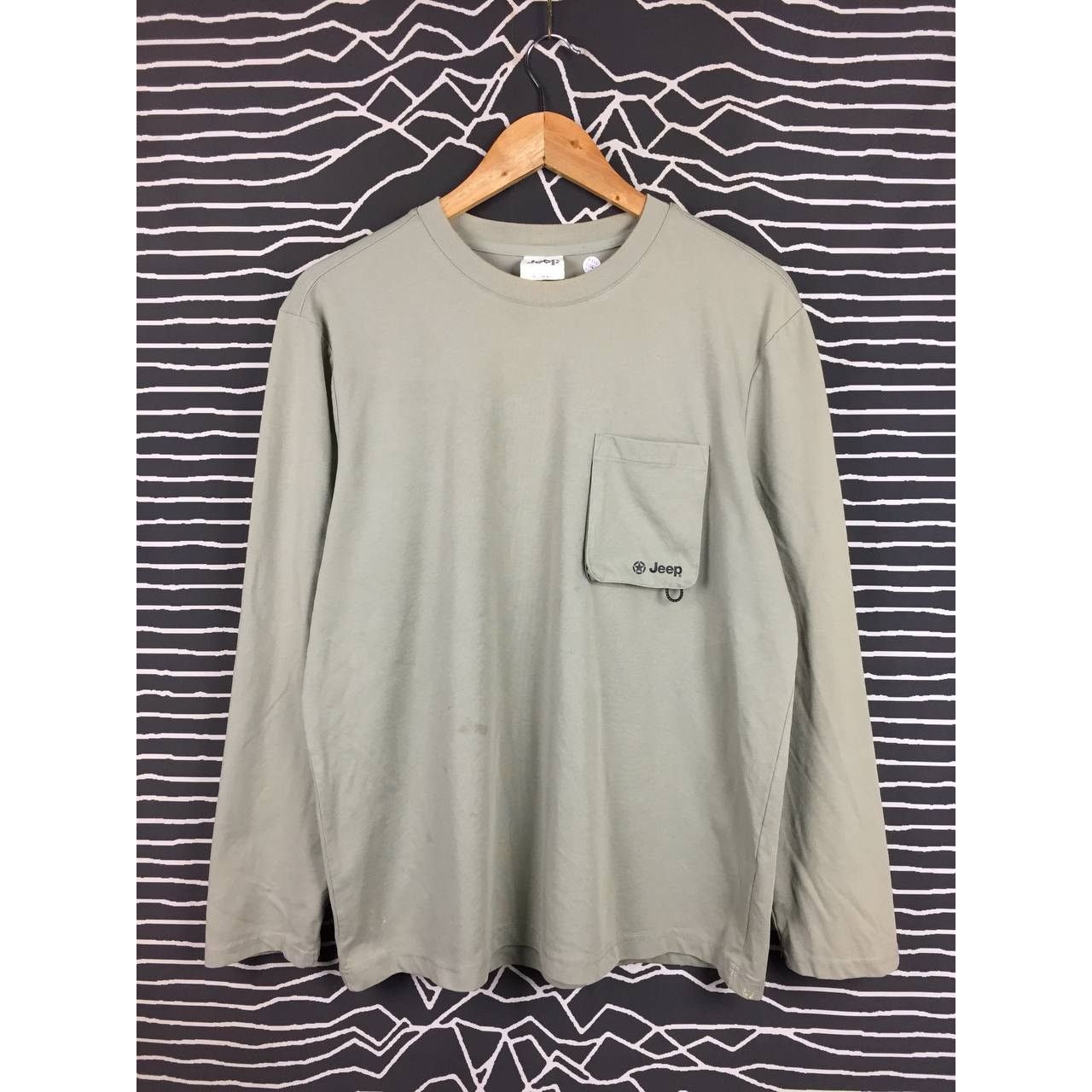 Jeep × Vintage Jeep Embroidered Logo Utility Pocket Outdoor Longsleeve Tee Size US L / EU 52-54 / 3 - 1 Thumbnail
