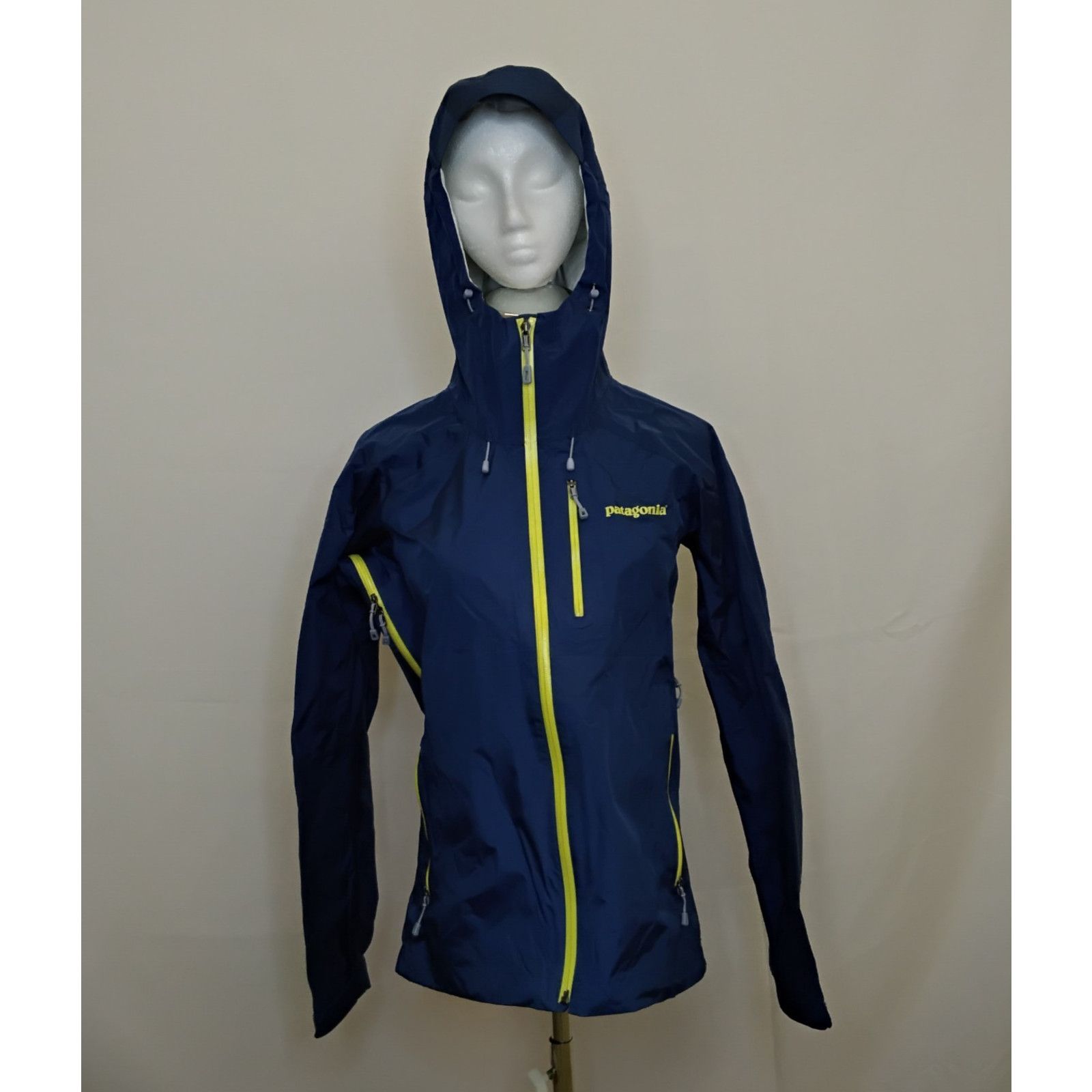 Patagonia Patagonia Ski Shell Rain Jacket Women's S Blue Full Zip Size S / US 4 / IT 40 - 2 Thumbnail