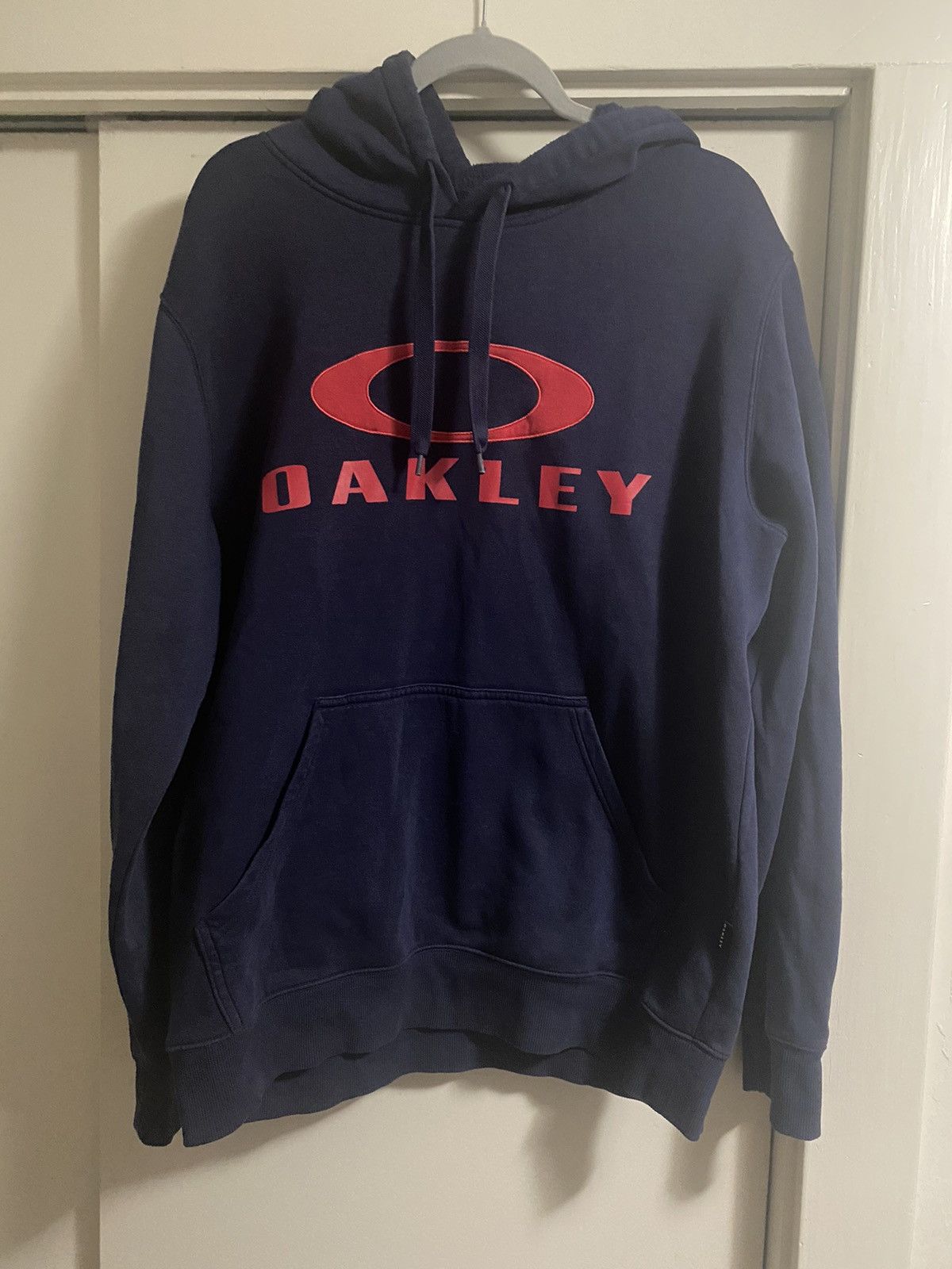 Oakley Vintage Y2K Oakley Hoodie Size US XL / EU 56 / 4 - 1 Thumbnail