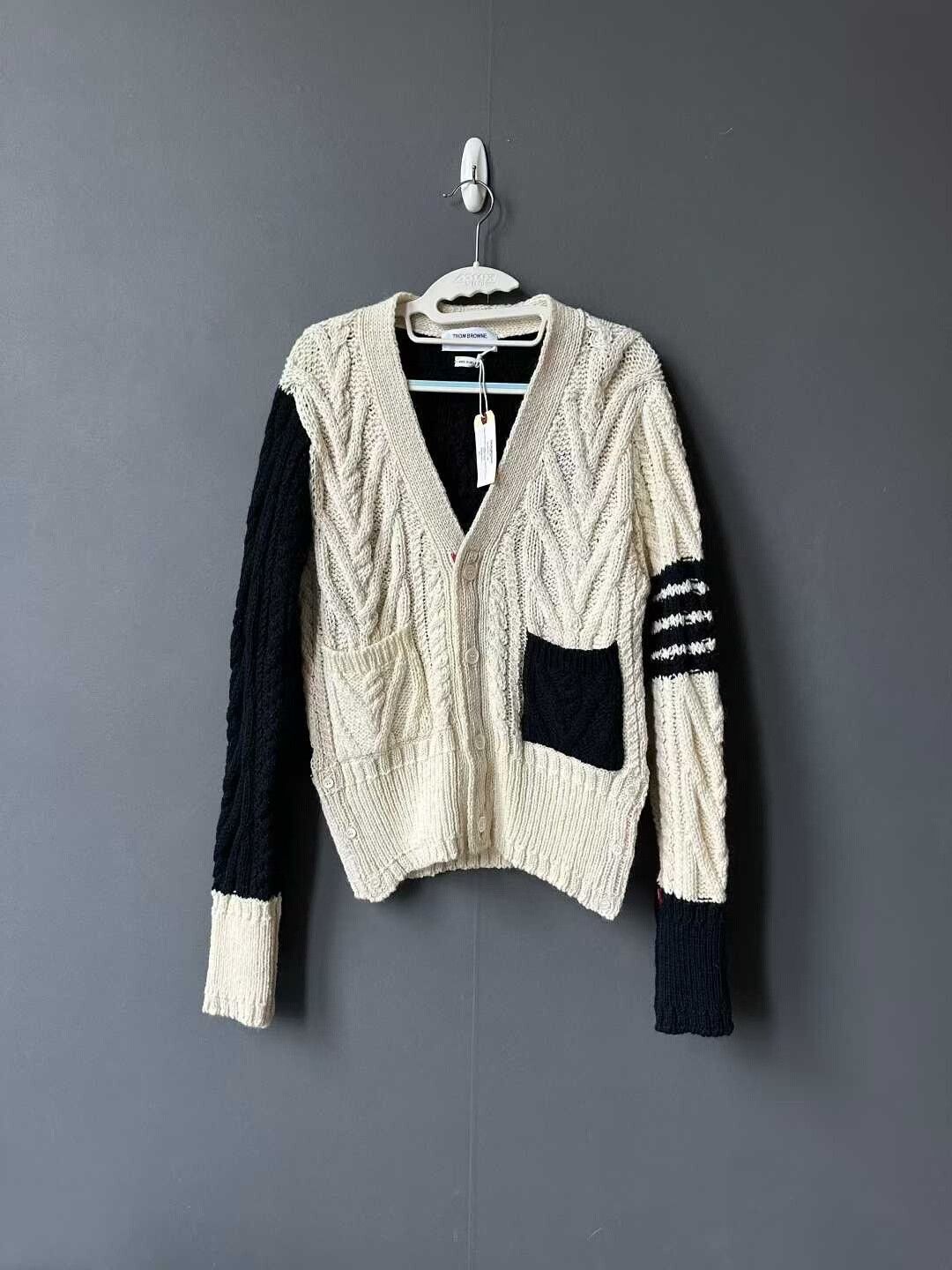 Thom Browne thom browne black and white cable knit cardigan Size US M / EU 48-50 / 2 - 1 Thumbnail