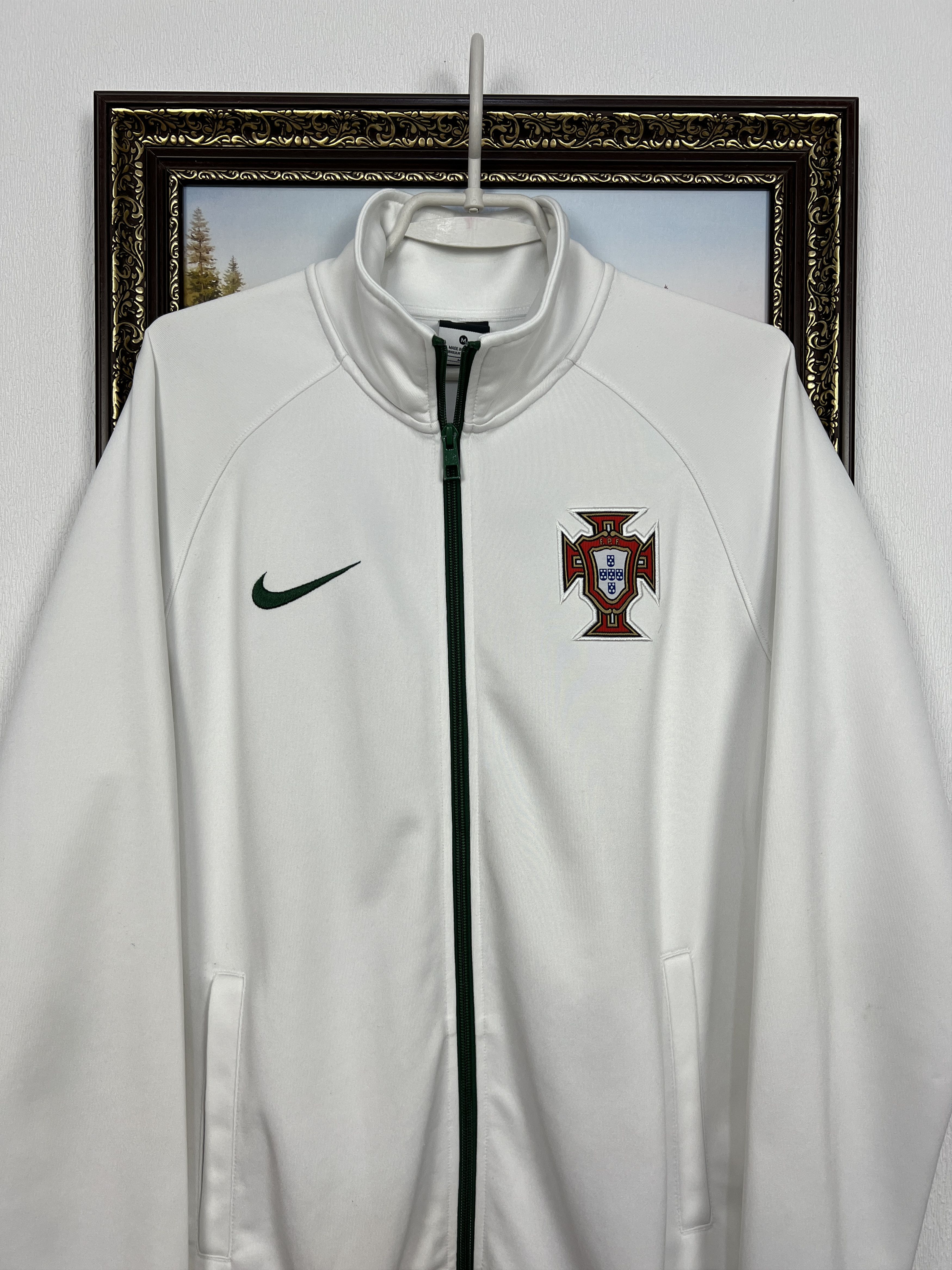 Nike Vintage Nike Portugal Football Jacket Soccer Track Top Zip Size US M / EU 48-50 / 2 - 2 Thumbnail