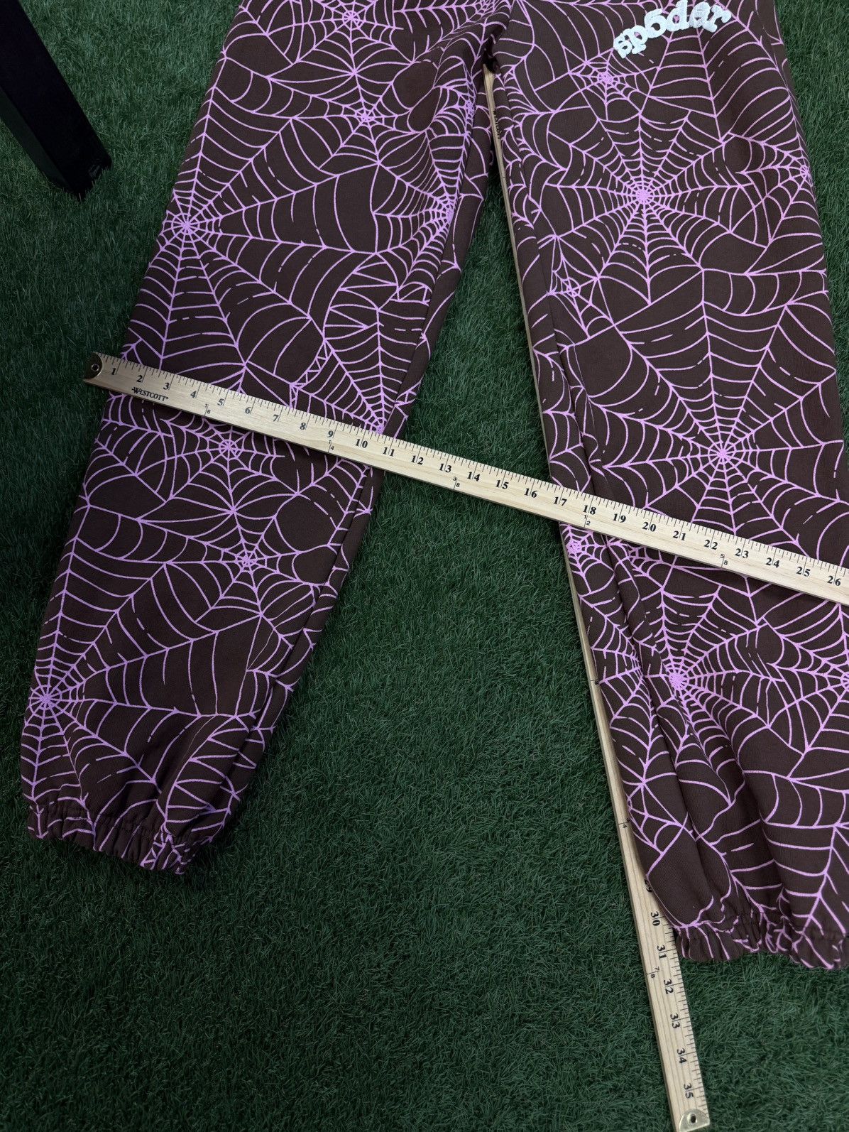 Sp5der Sp5der Worldwide Brown Pink AOP WEB Sweatpants M (NEW) Size US 32 / EU 48 - 13 Thumbnail