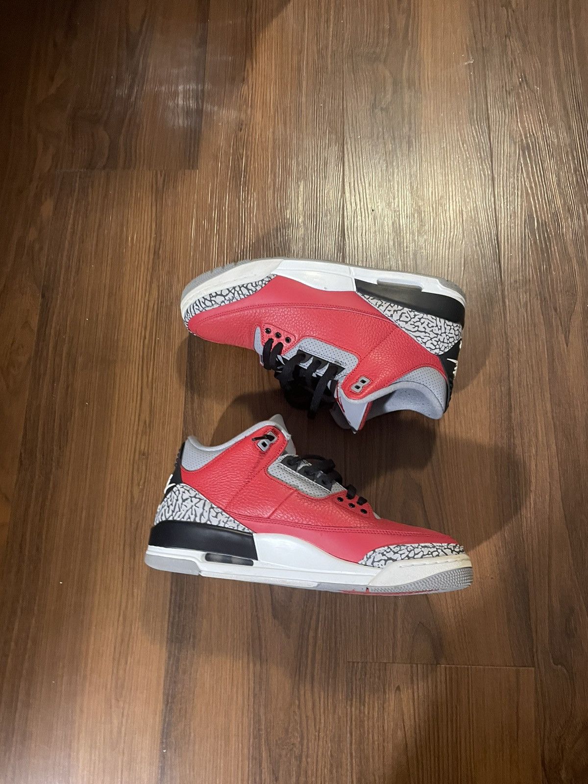 Jordan Brand × Nike Unite Red 3’s Size US 10 / EU 43 - 1 Thumbnail