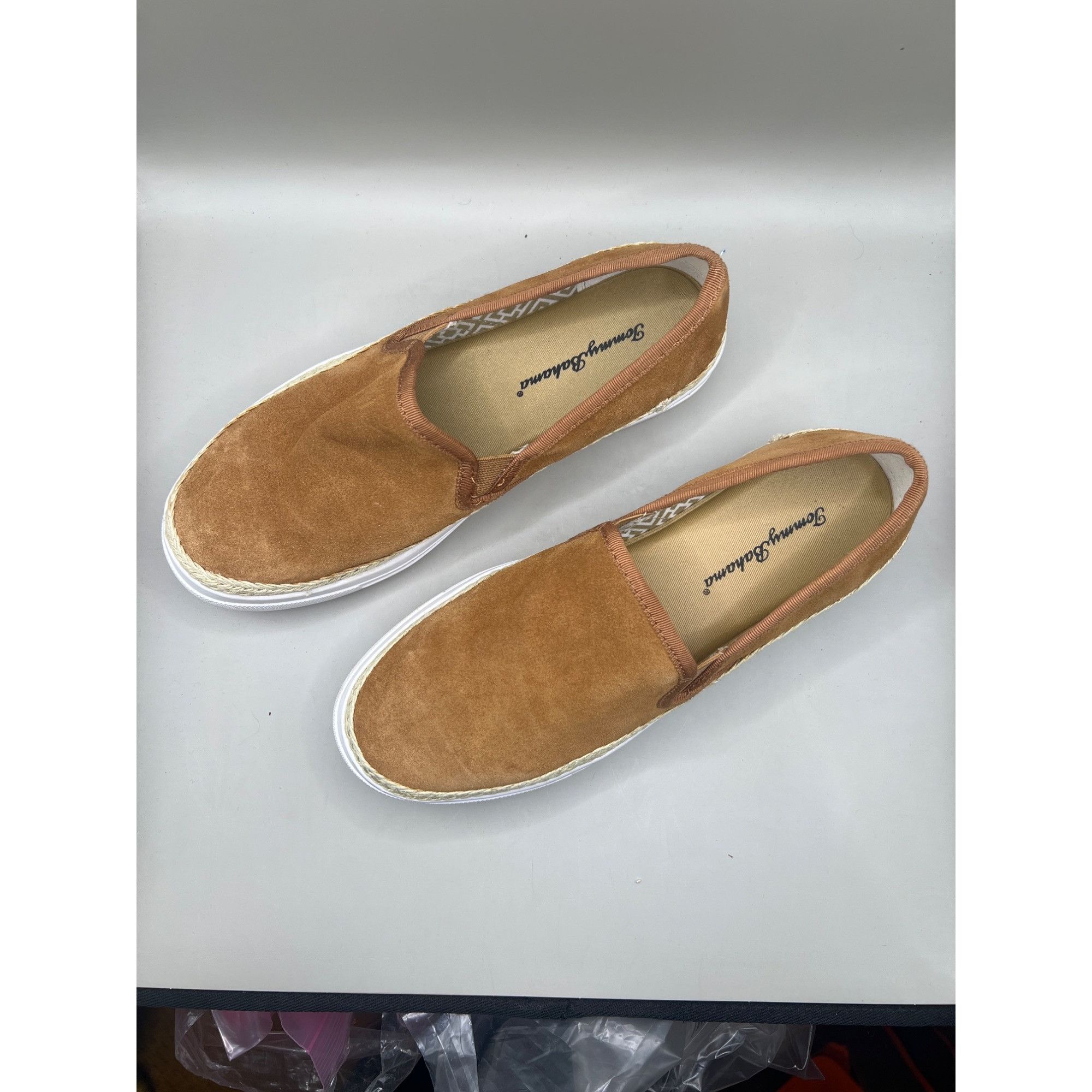 Tommy Bahama Tommy Bahama Womens Tan Slip-On Suede Shoes 8B Painter Size US 8 / IT 38 - 2 Thumbnail