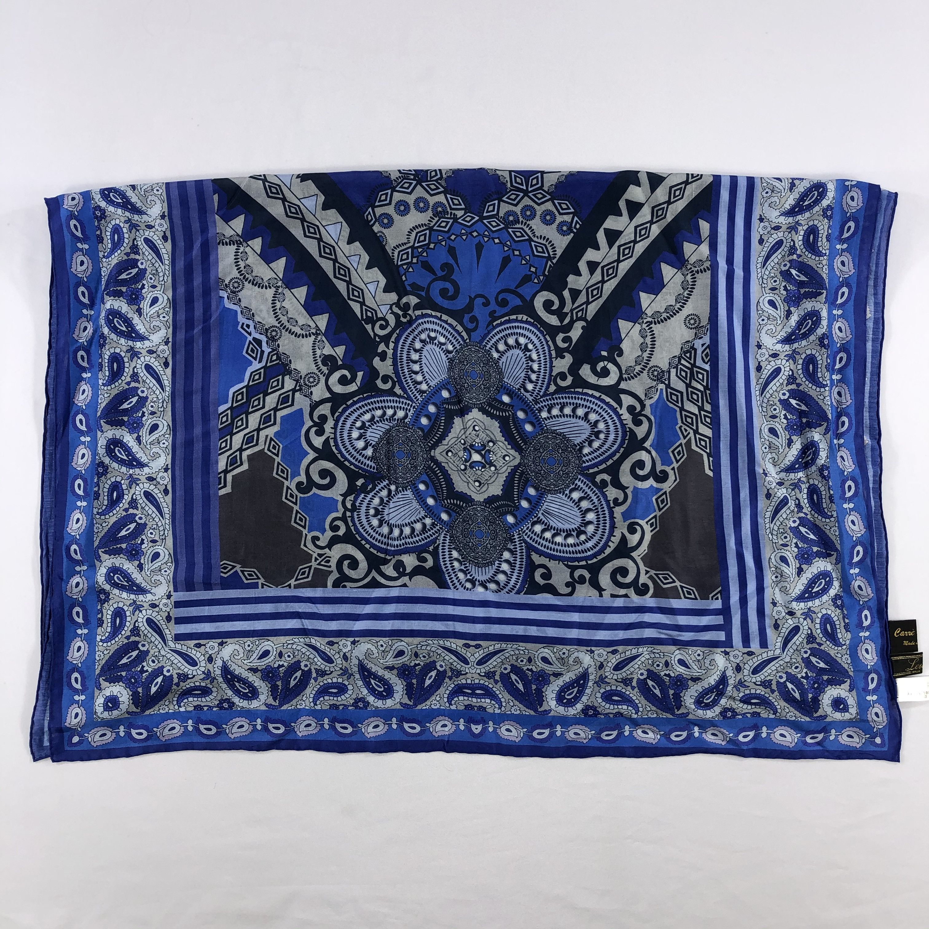 Vintage Vintage Leilian Silk Scarf Size ONE SIZE - 2 Thumbnail