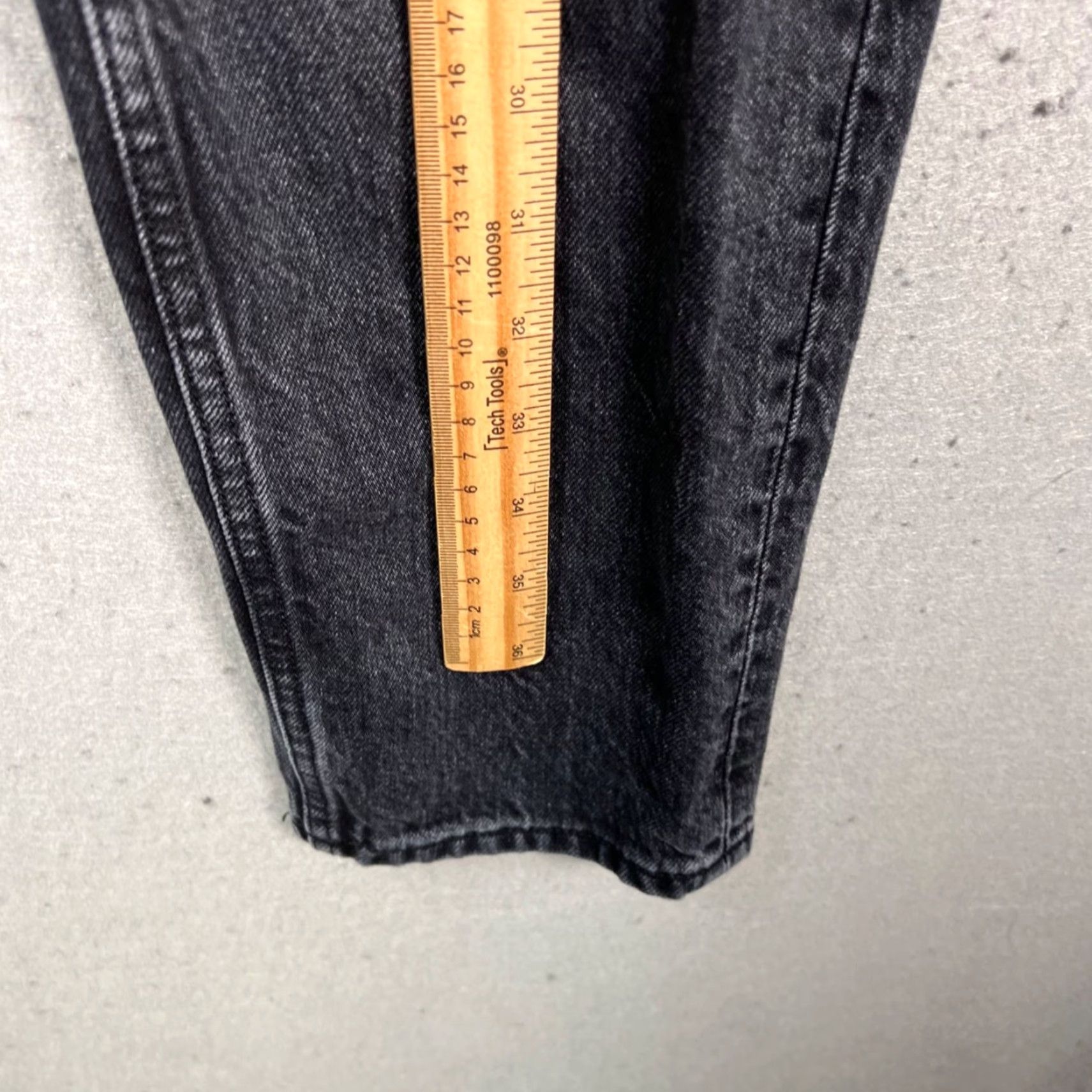 Vintage Denim Forum Jeans Womens Size 25 Inseam 28 High Rise Black Organic Cotton 5-Pocket Tapered Vintage No Size 42" / US 20 - 7 Thumbnail