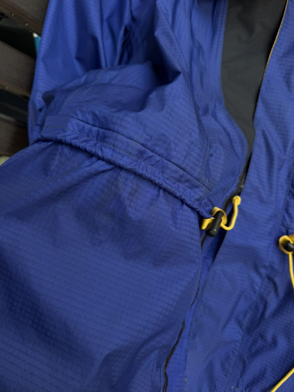 Berghaus Berghaus Vintage Trango Extreme Gore Tex Membrane Jacket L Size US L / EU 52-54 / 3 - 8 Thumbnail