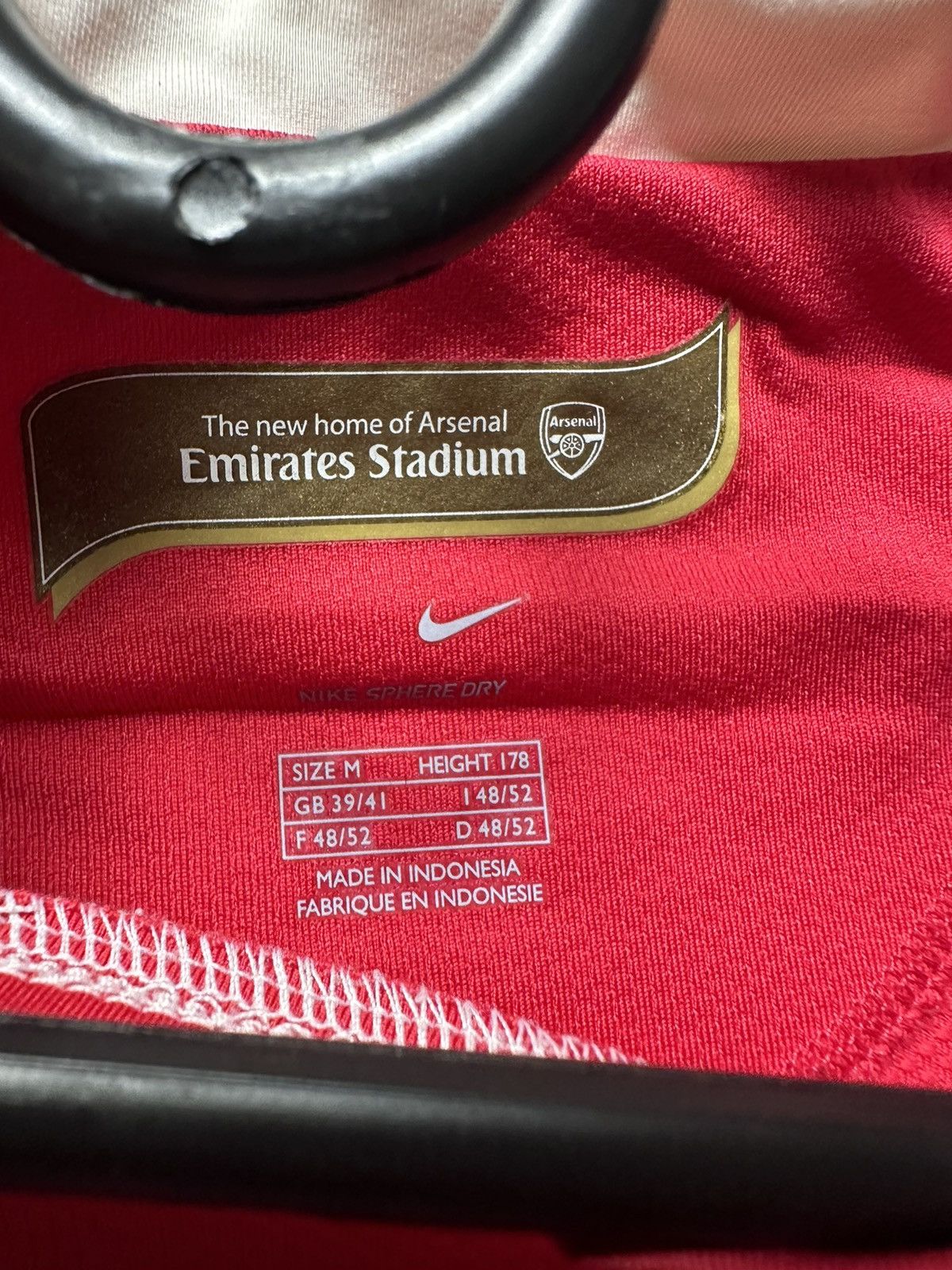 Nike × Vintage Vintage Nike Arsenal soccer jersey 11 Van Persie size M Size US M / EU 48-50 / 2 - 9 Thumbnail