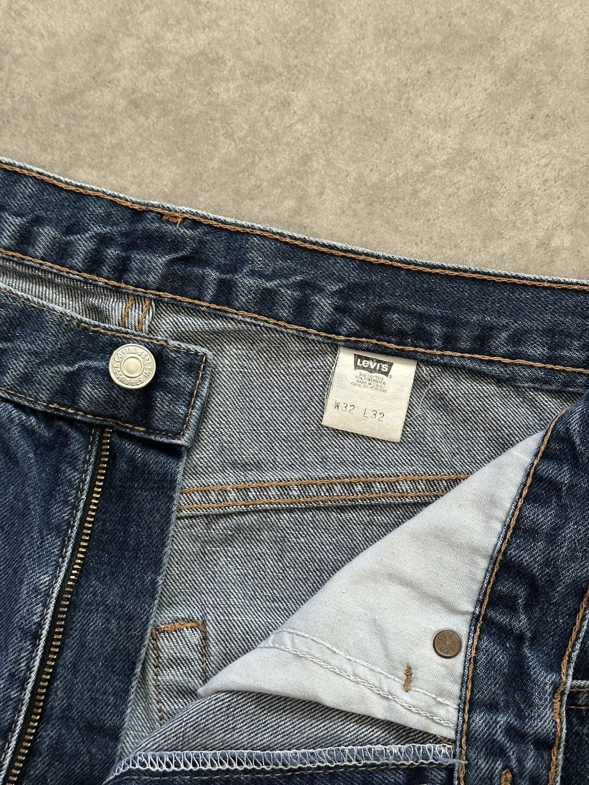 Levi's Vintage Levi’s Jeans Dry Goods Blue Denim Skater Style Size US 32 / EU 48 - 7 Thumbnail