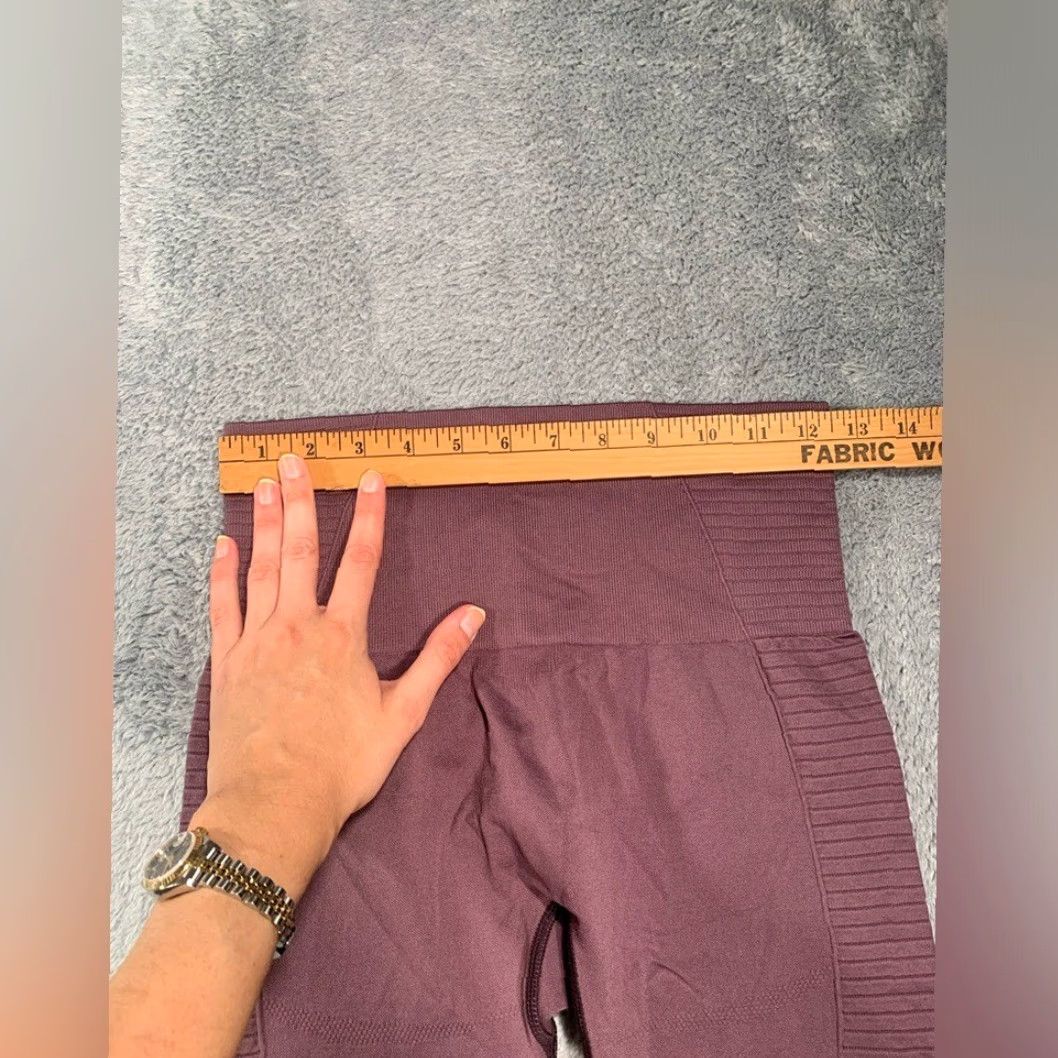 Gymshark Gymshark Leggings Women S Purple Ankle Regular Size Purple Gymshark Womens Leggings S Purple Ankle Regular Size 28" / US 6 / IT 42 - 8 Thumbnail