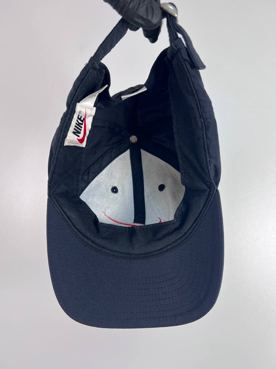 Nike Nike Vintage Swoosh Logo Black Baseball Cap Hat One Size Size ONE SIZE - 4 Thumbnail