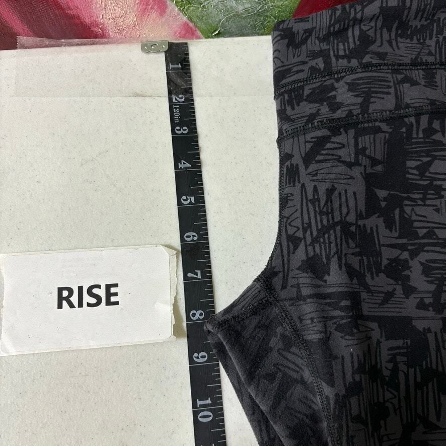 Other Lucy Power Train Womens Capri Leggings Athletic Workout Blac Size 27" / US 4 / IT 40 - 5 Thumbnail