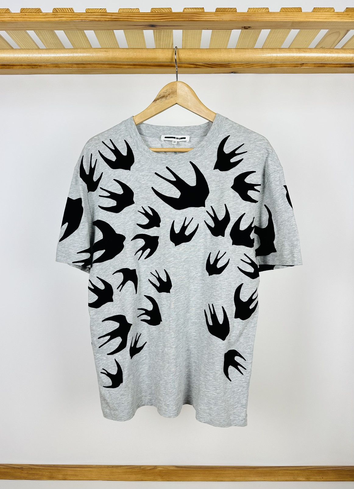 Alexander McQueen Alexander McQueen Bird Graphic T-Shirt Size M Size US M / EU 48-50 / 2 - 1 Thumbnail
