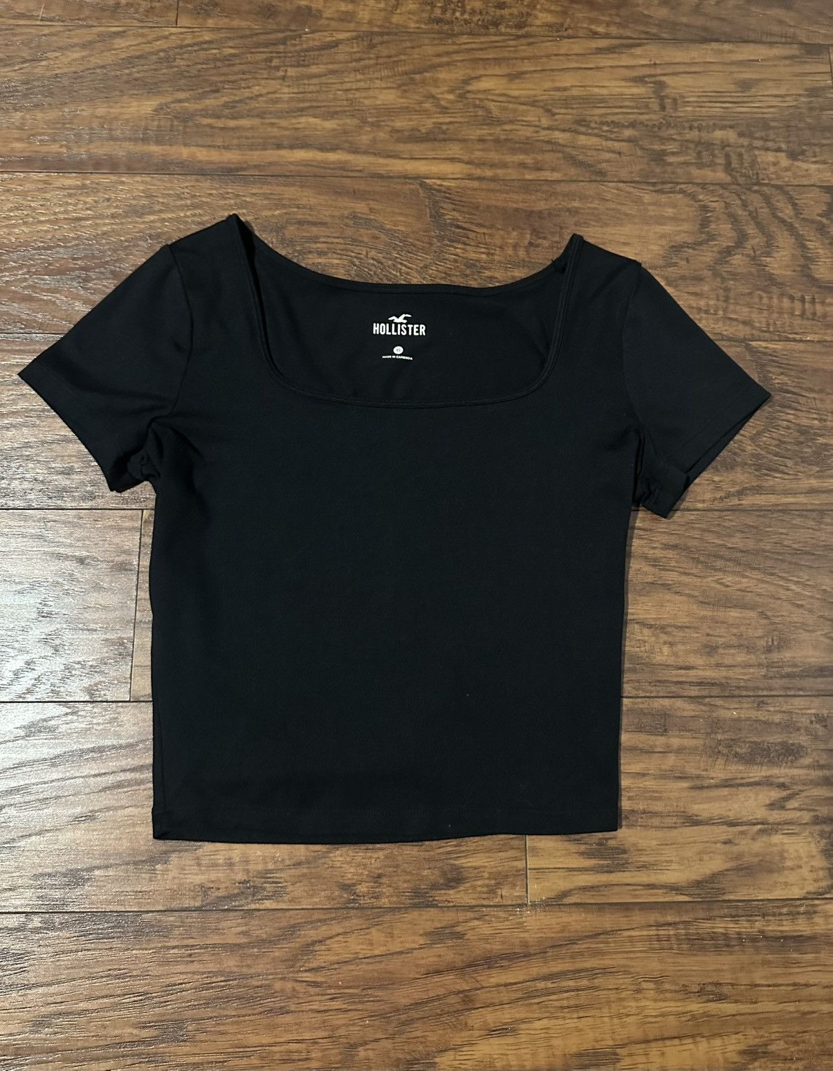 Hollister square-neck baby tee Size XS / US 0-2 / IT 36-38 - 1 Thumbnail
