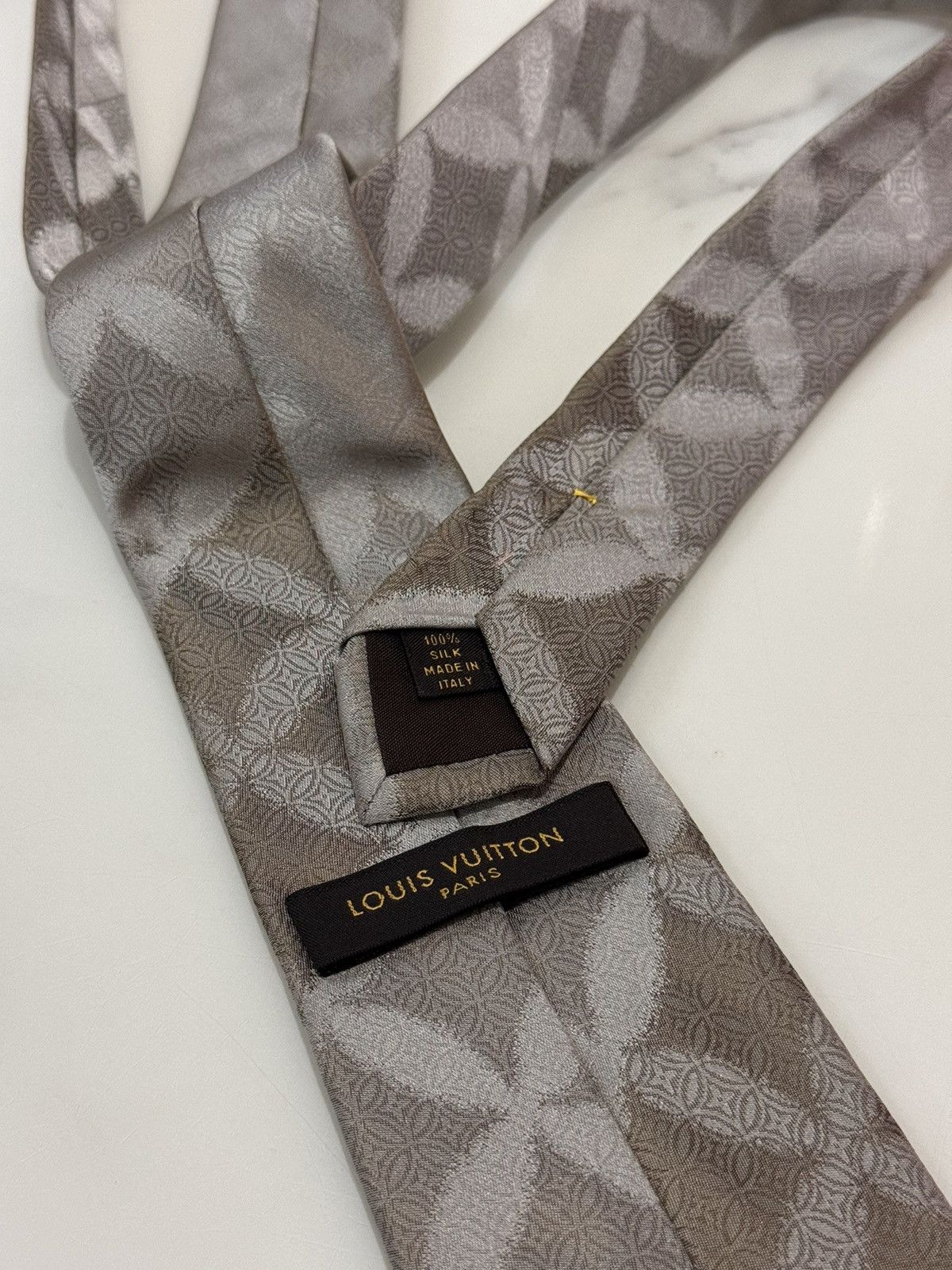 Louis Vuitton Louis Vuitton Neck Tie Spell Out Size ONE SIZE - 1 Thumbnail
