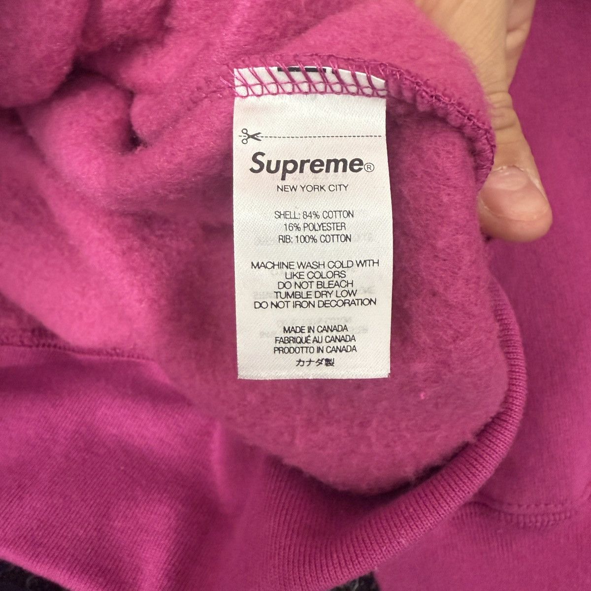 Supreme Supreme Small Box Logo Crewneck Raspberry Size US L / EU 52-54 / 3 - 5 Thumbnail