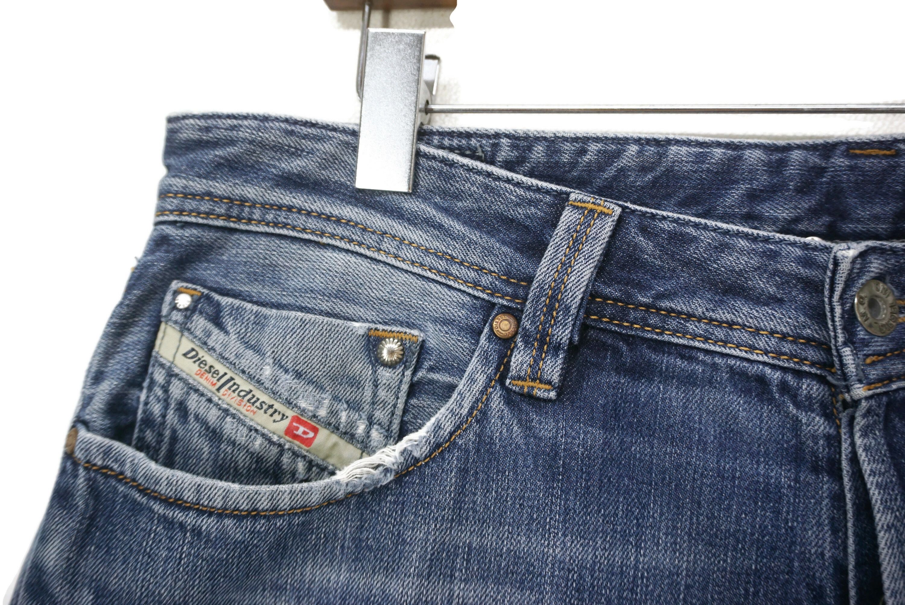 Diesel Diesel Jeans Size W36xL29 Larkee Low-Rise Ankle Denim Size US 33 - 4 Thumbnail