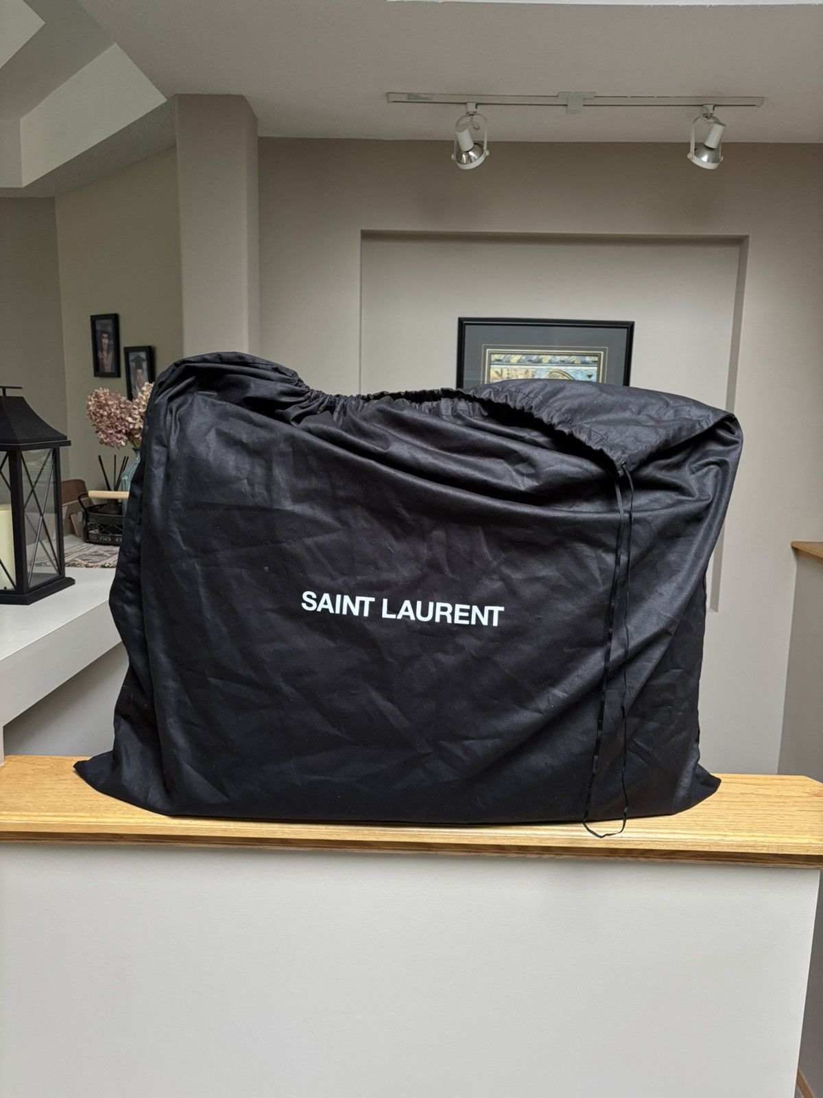Saint Laurent Paris Saint Laurent Cream/Black Leather Rive Gauche XL Tote Bag Size ONE SIZE - 2 Thumbnail