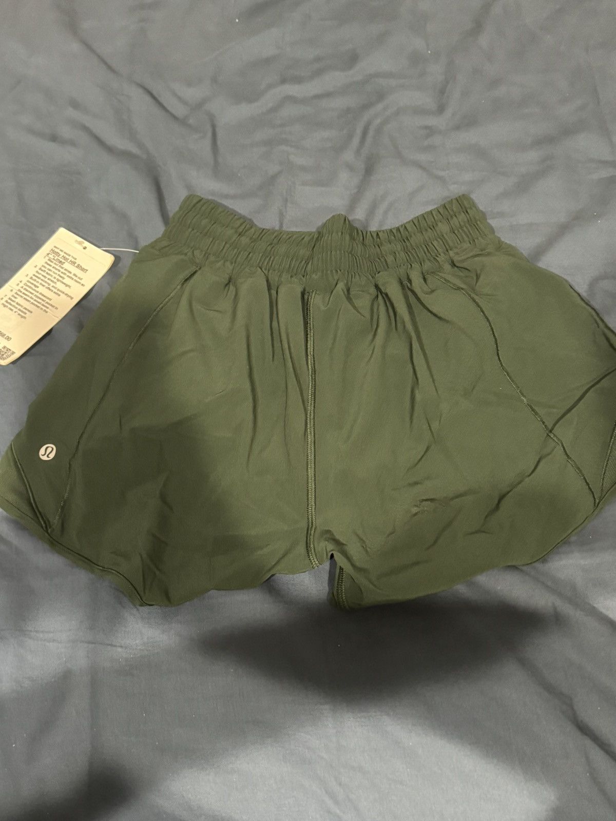 Lululemon Lululemon Hotty Hot HR Short 4” Lined Green Size 27" / US 4 / IT 40 - 1 Thumbnail